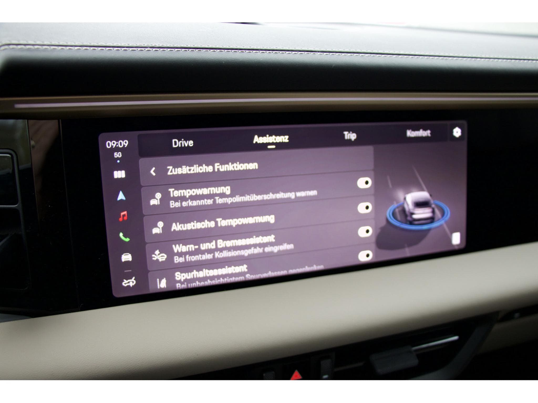 Porsche Macan Turbo (2025) - Photo 12