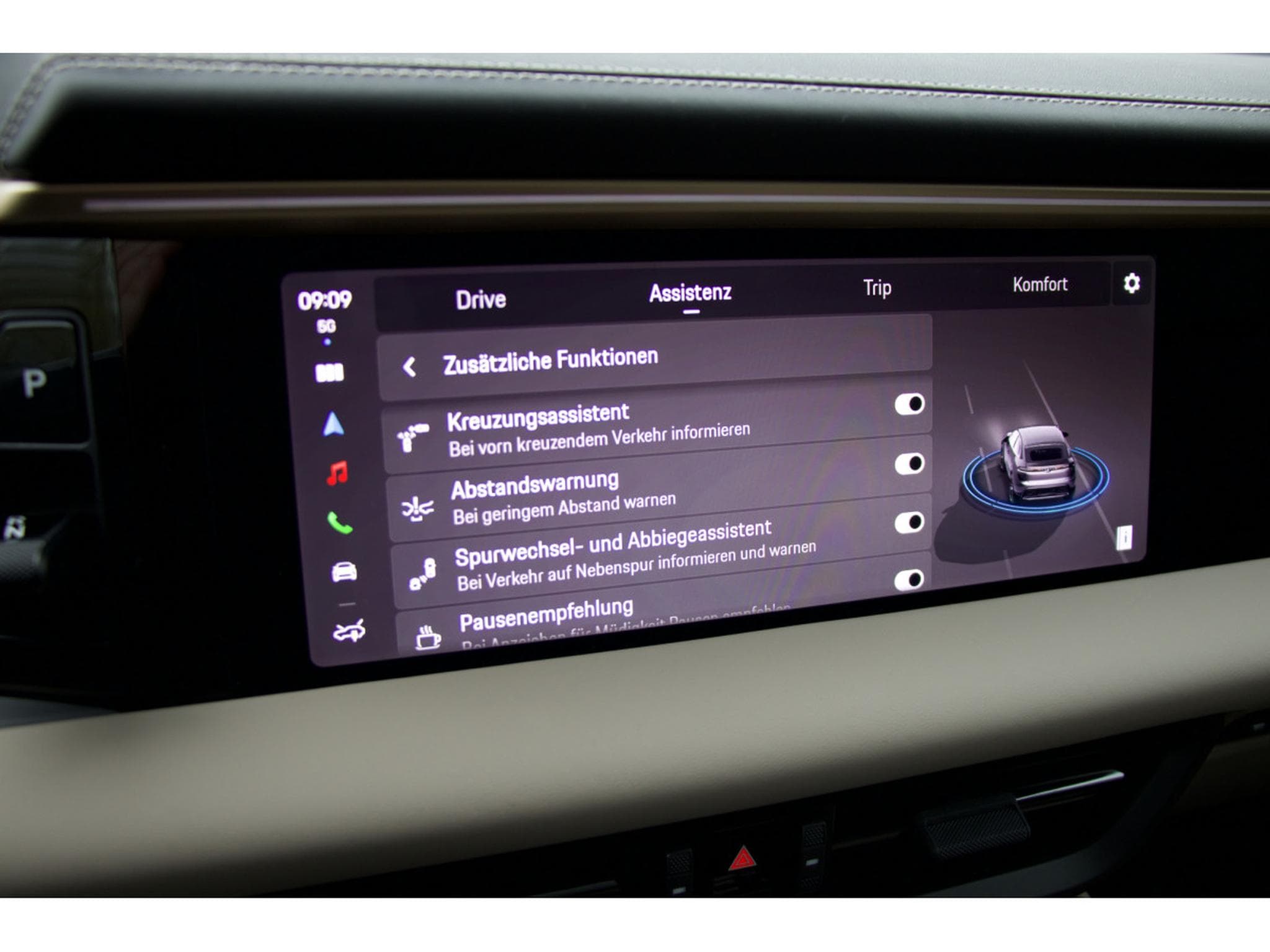 Porsche Macan Turbo (2025) - Photo 14