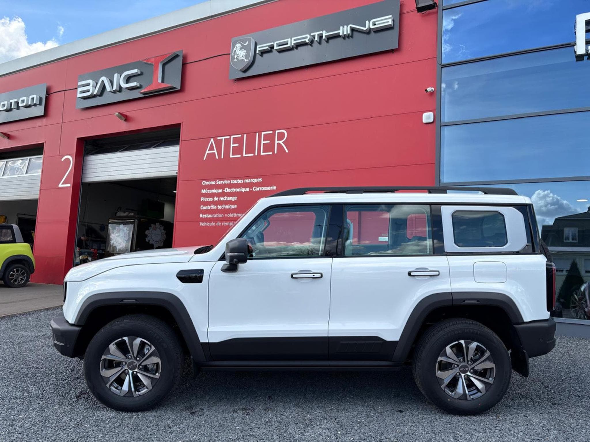 Baic BJ40 PRO TVA FULL OPTIONS (2026) - Photo 2