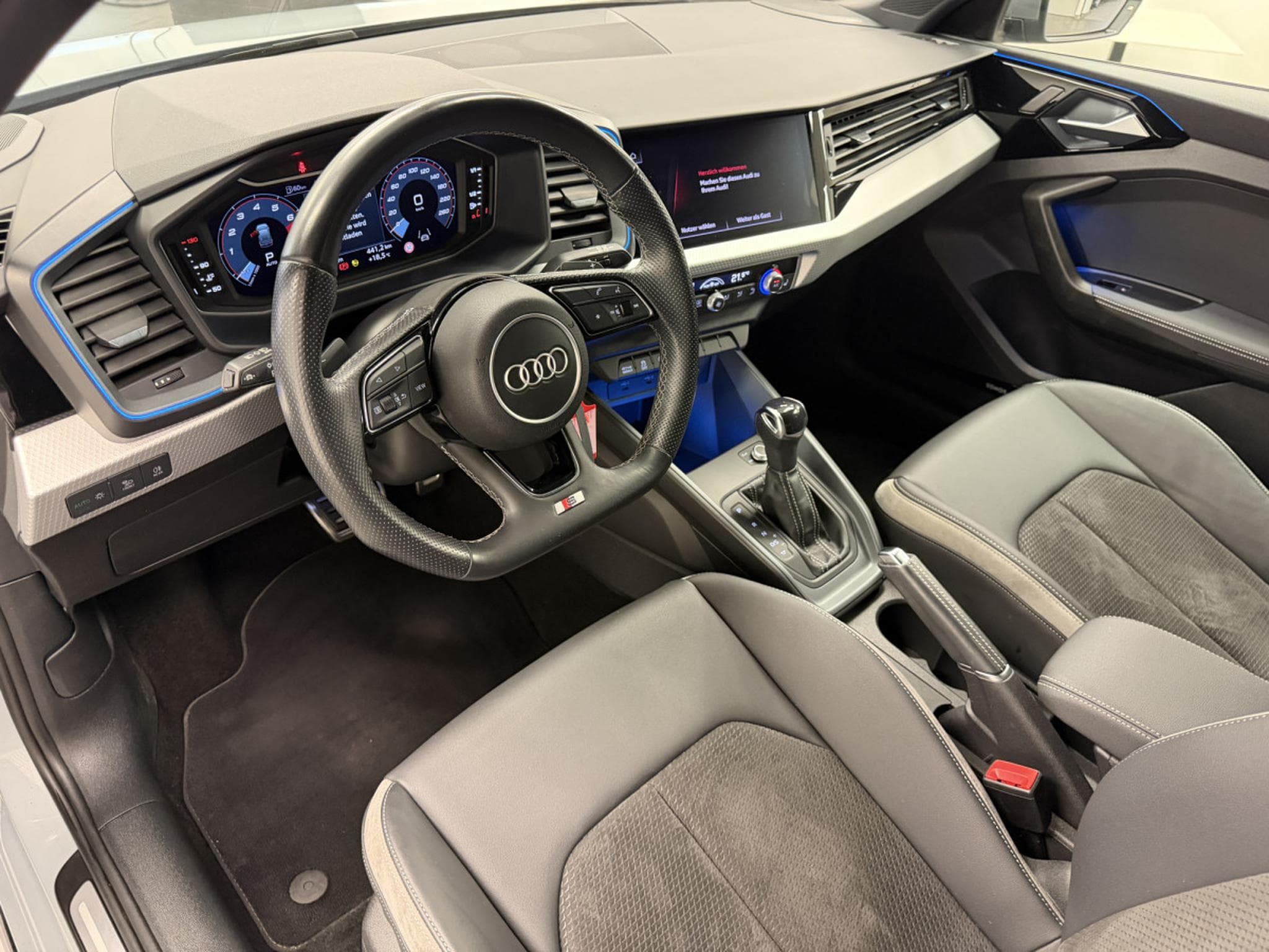 Audi A1 Sportback S line 40 TFSI 207 CV / 150 kW S tronic (2022) - Photo 4