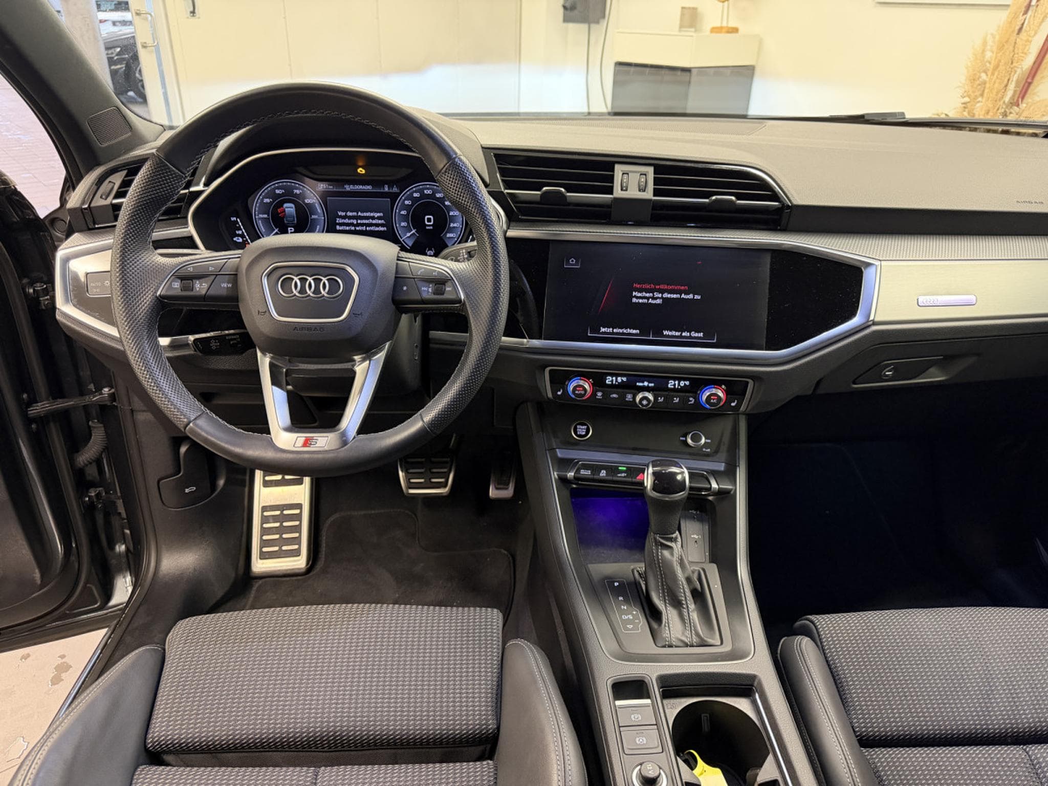 Audi Q3 Sportback S line 45 TFSI e 245 CV / 180kW S tronic (2023) - Photo 5