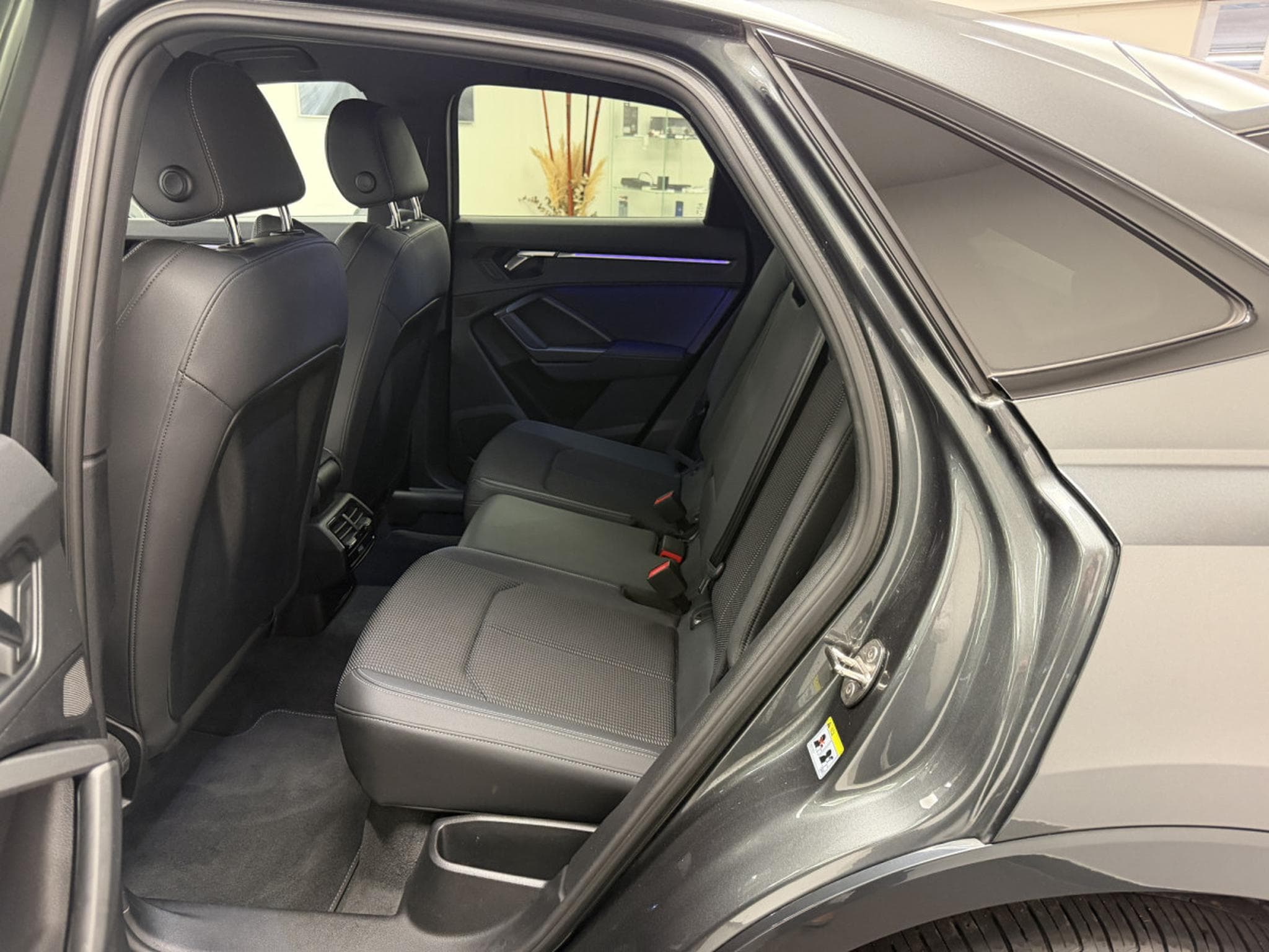 Audi Q3 Sportback S line 45 TFSI e 245 CV / 180kW S tronic (2023) - Photo 6