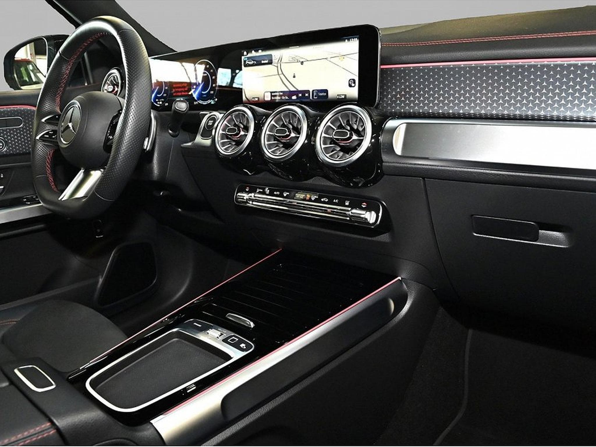 Mercedes EQB (2025) - Photo 5