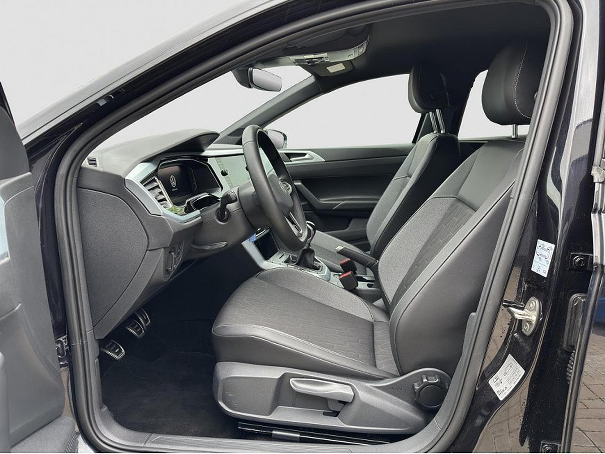 VW Polo (2025) - Photo 10