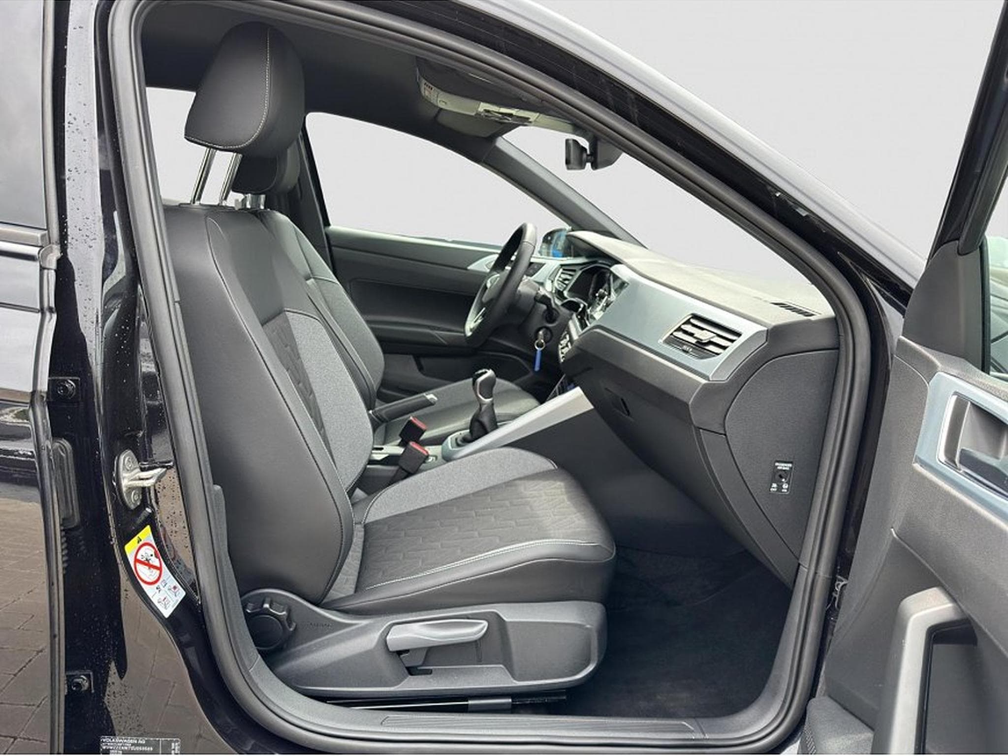 VW Polo (2025) - Photo 12