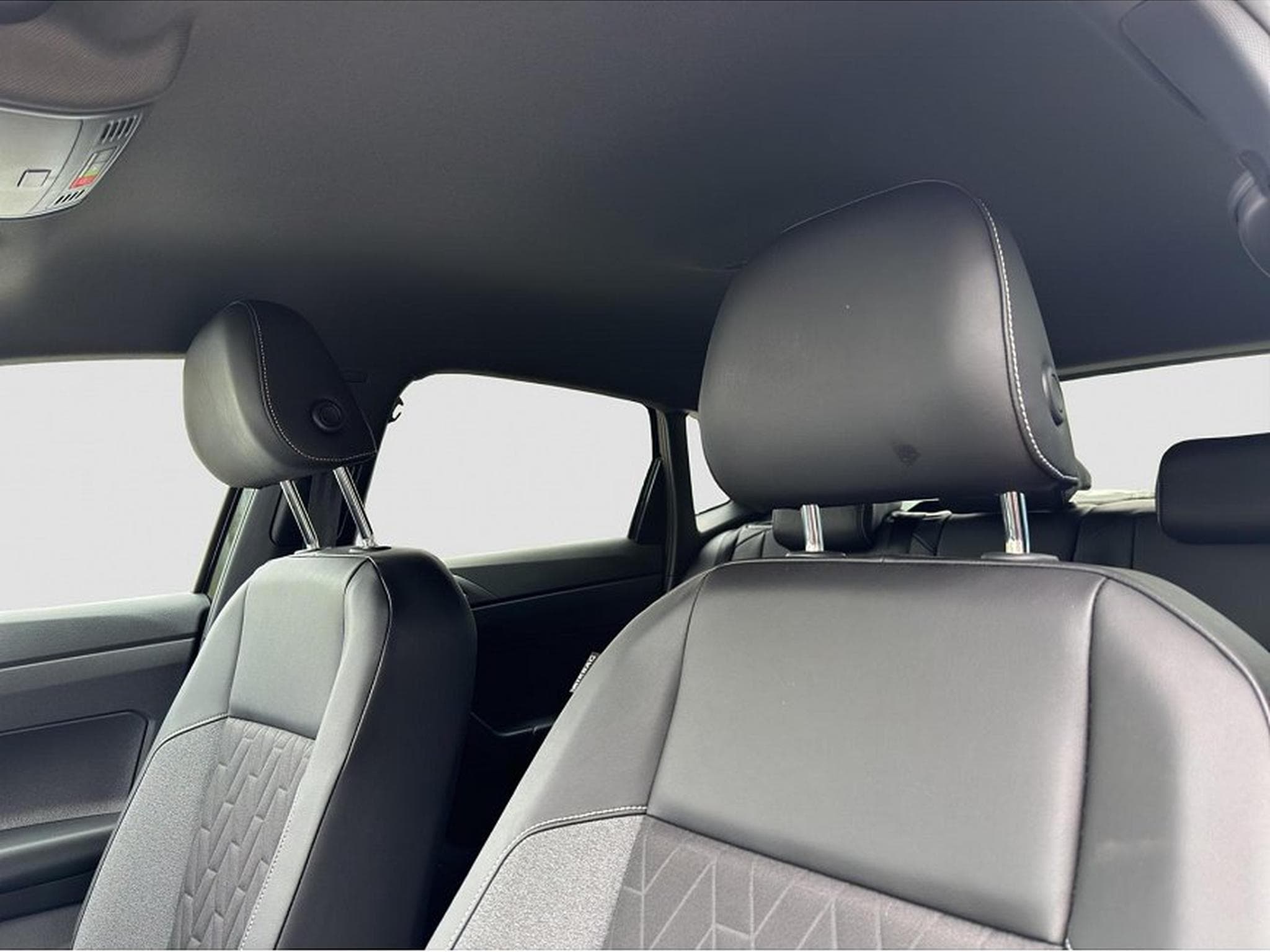 VW Polo (2025) - Photo 24