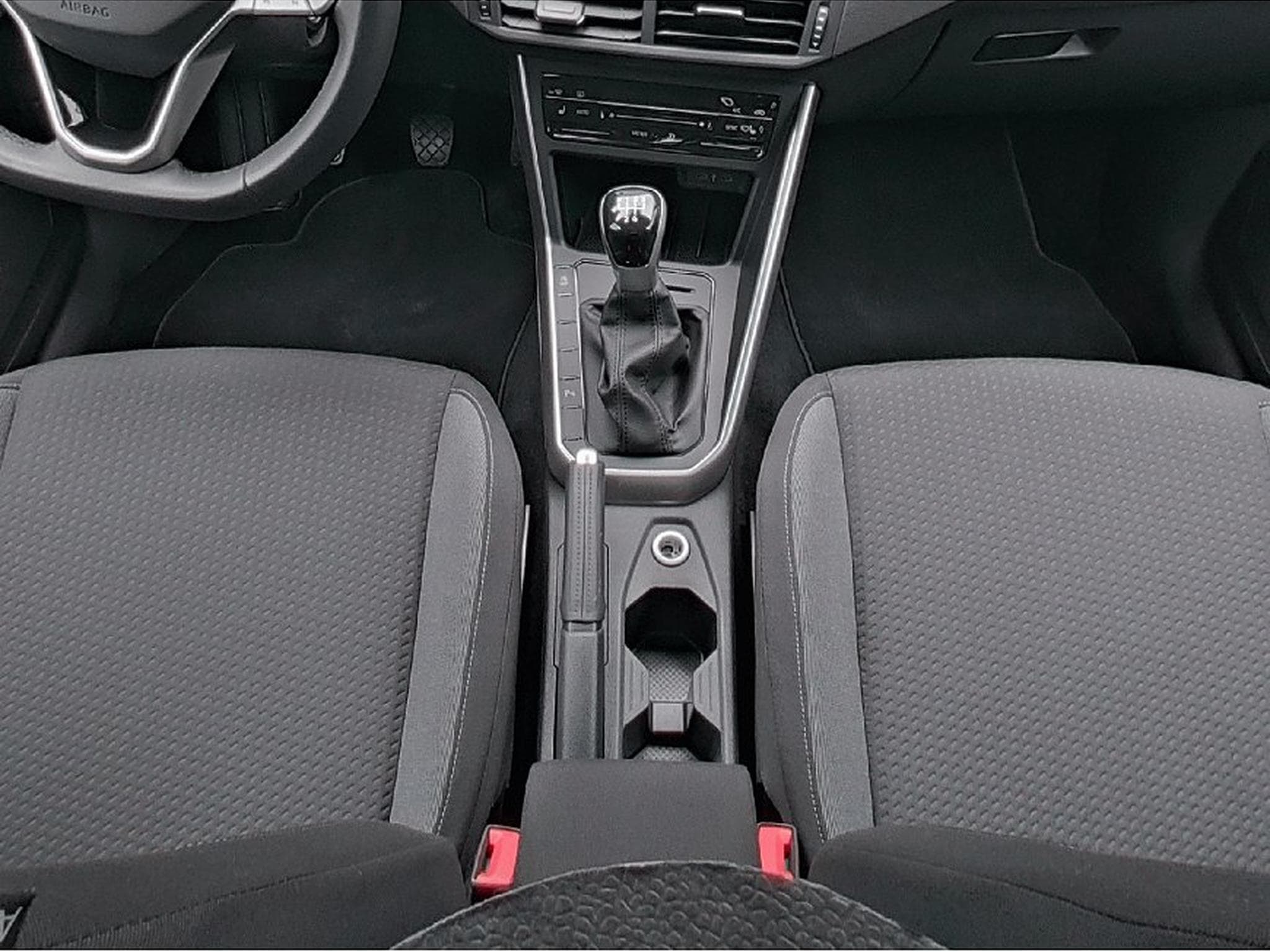 VW Polo (2025) - Photo 12