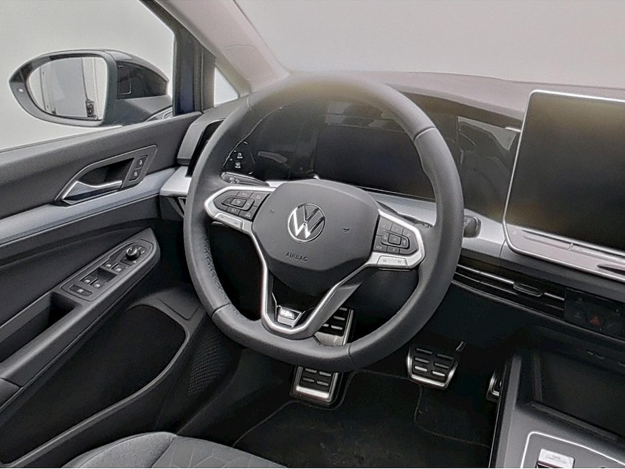 VW Golf (2025) - Photo 10