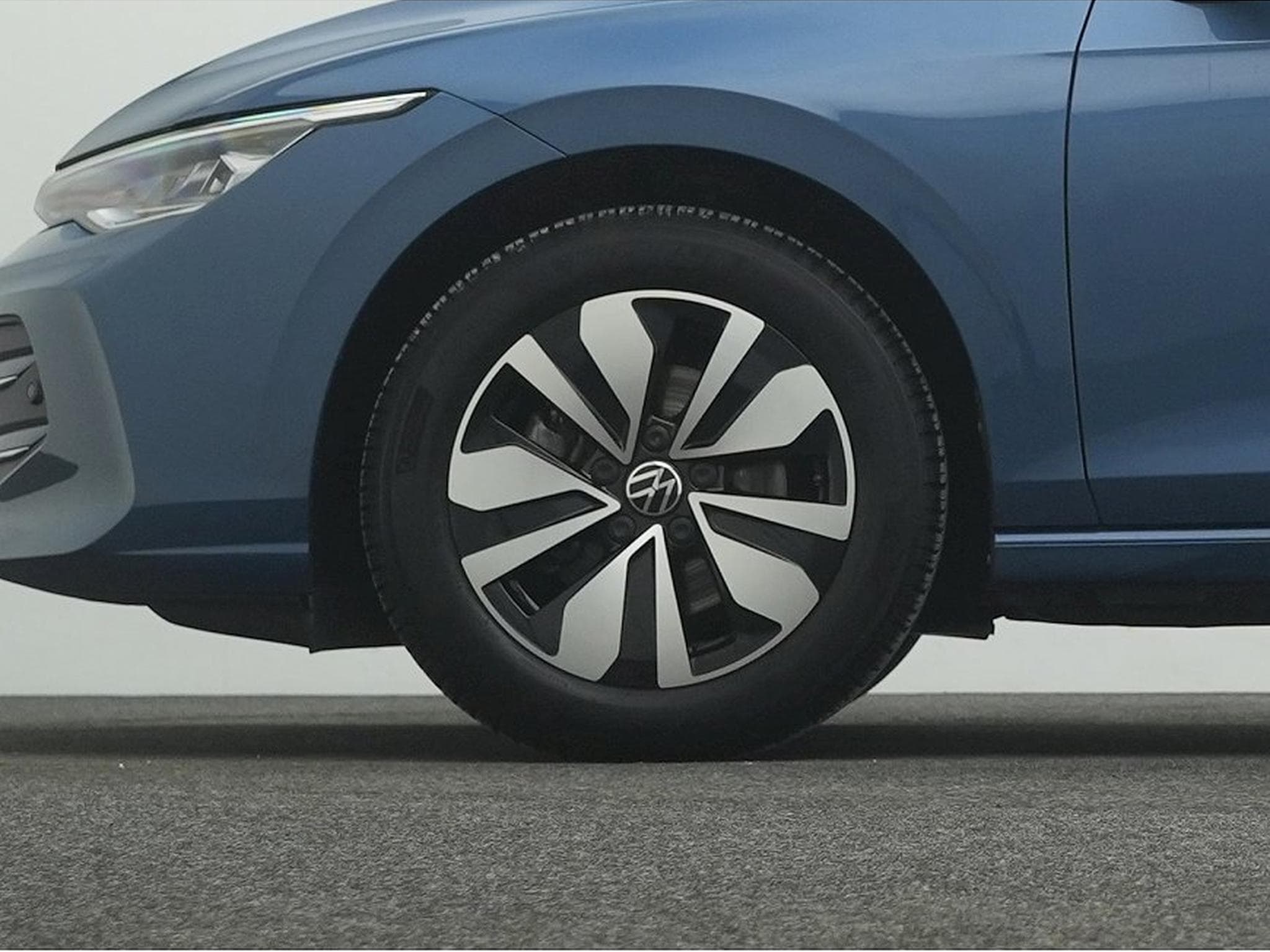 VW Golf (2025) - Photo 21