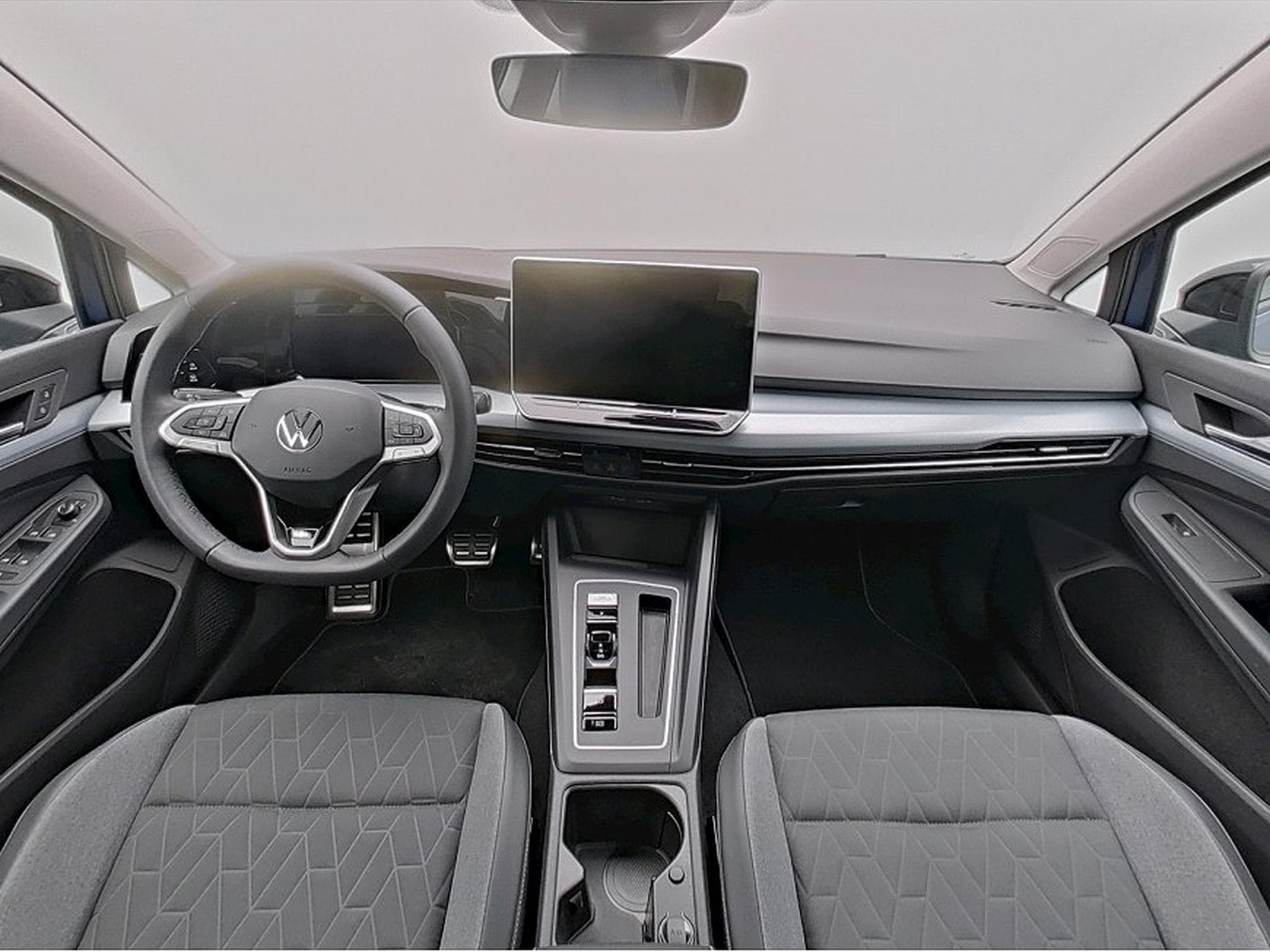 VW Golf (2025) - Photo 9