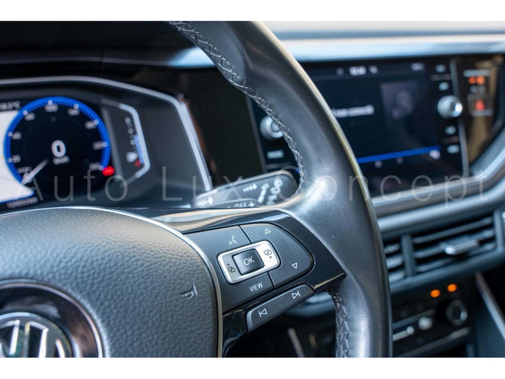 VW Polo 1.6 TDI R-Line DSG (2018) - Photo 26