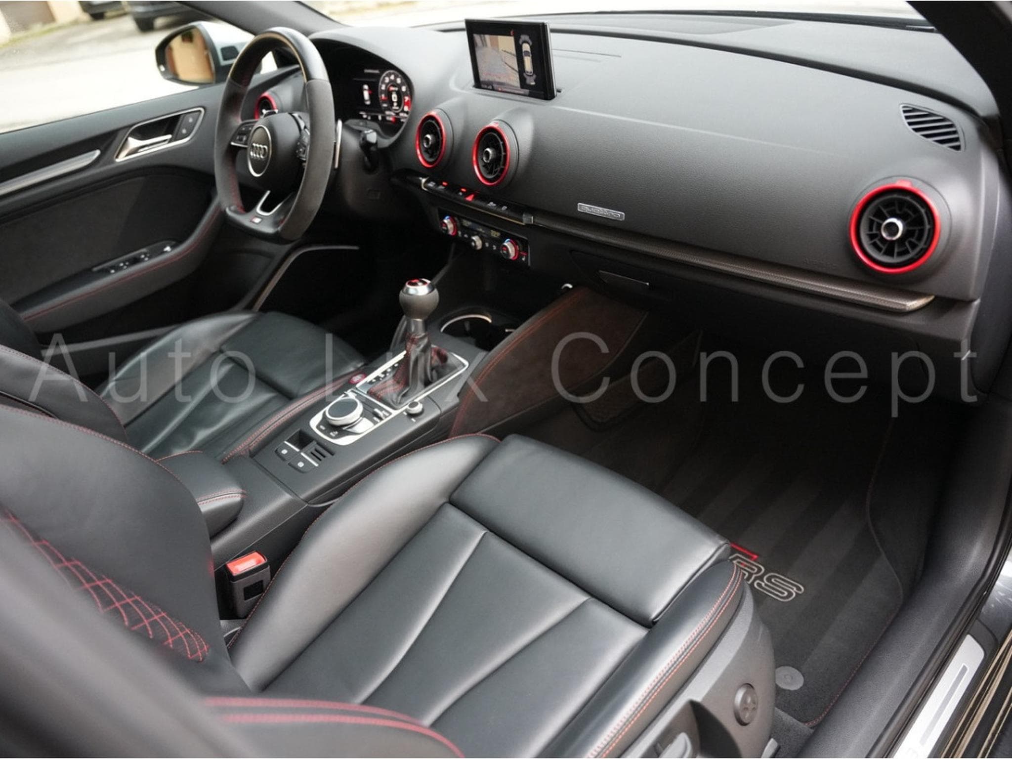 Audi RS3 Sportback 2.5 TFSI quattro S tronic 7 (2018) - Photo 6