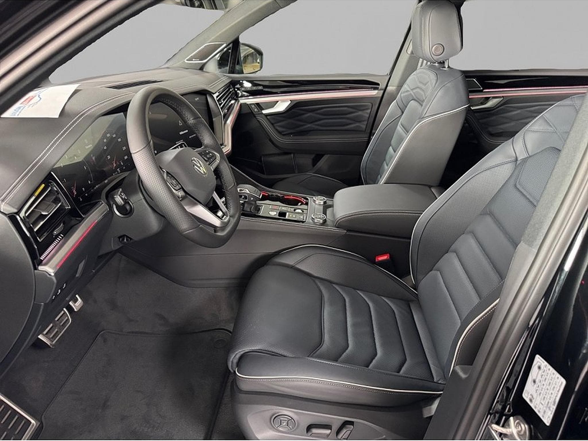 VW Touareg (2026) - Photo 5