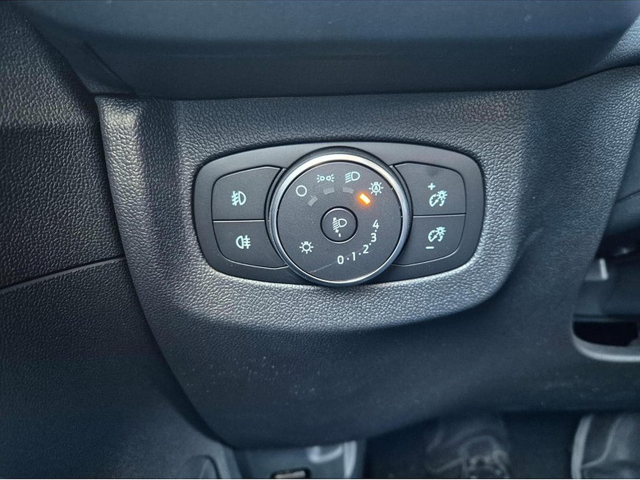 Ford Tourneo (2026) - Photo 15