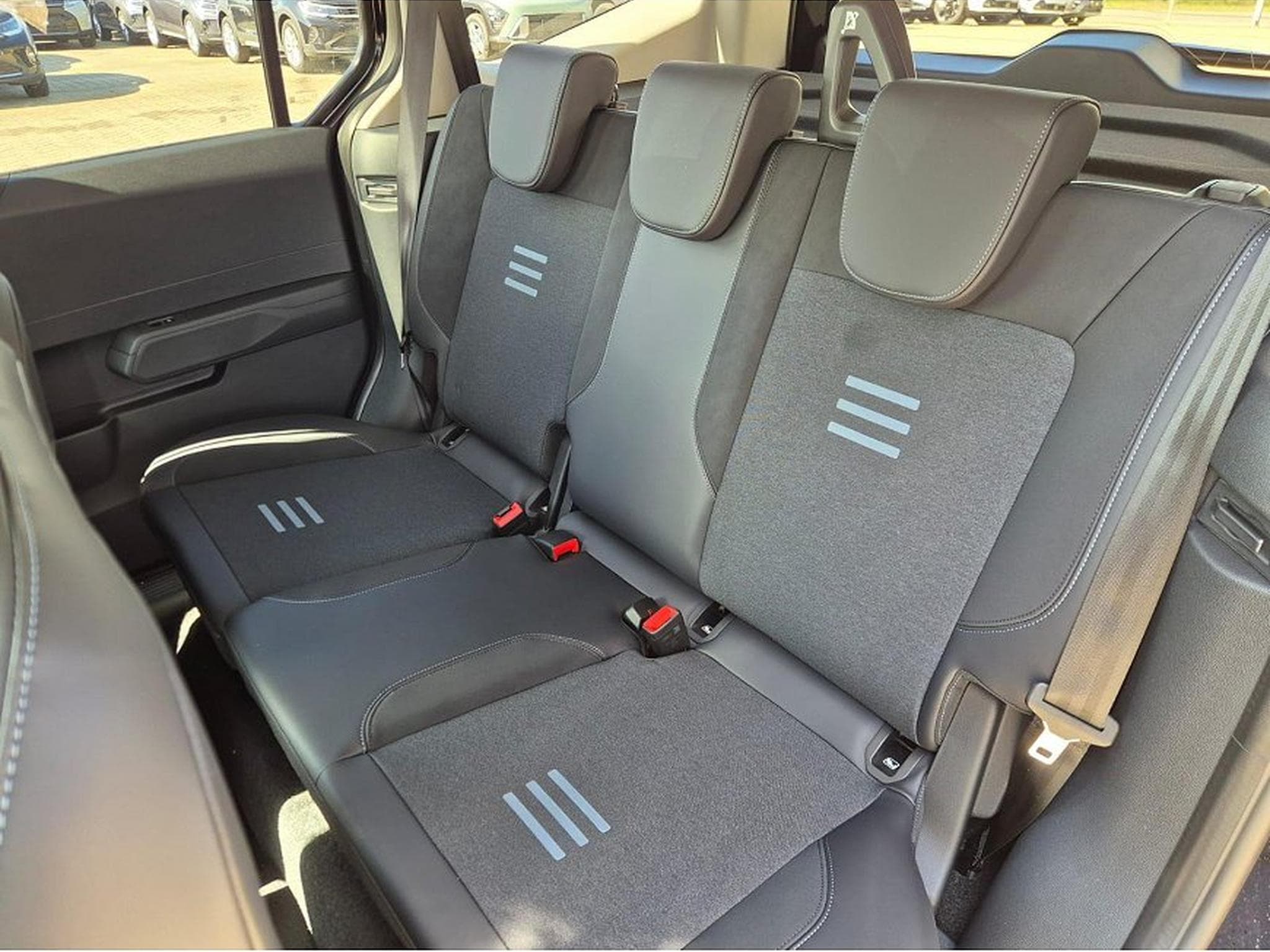 Ford Tourneo (2026) - Photo 13