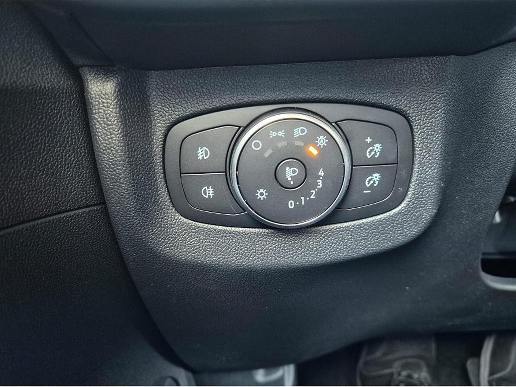 Ford Tourneo (2026) - Photo 15