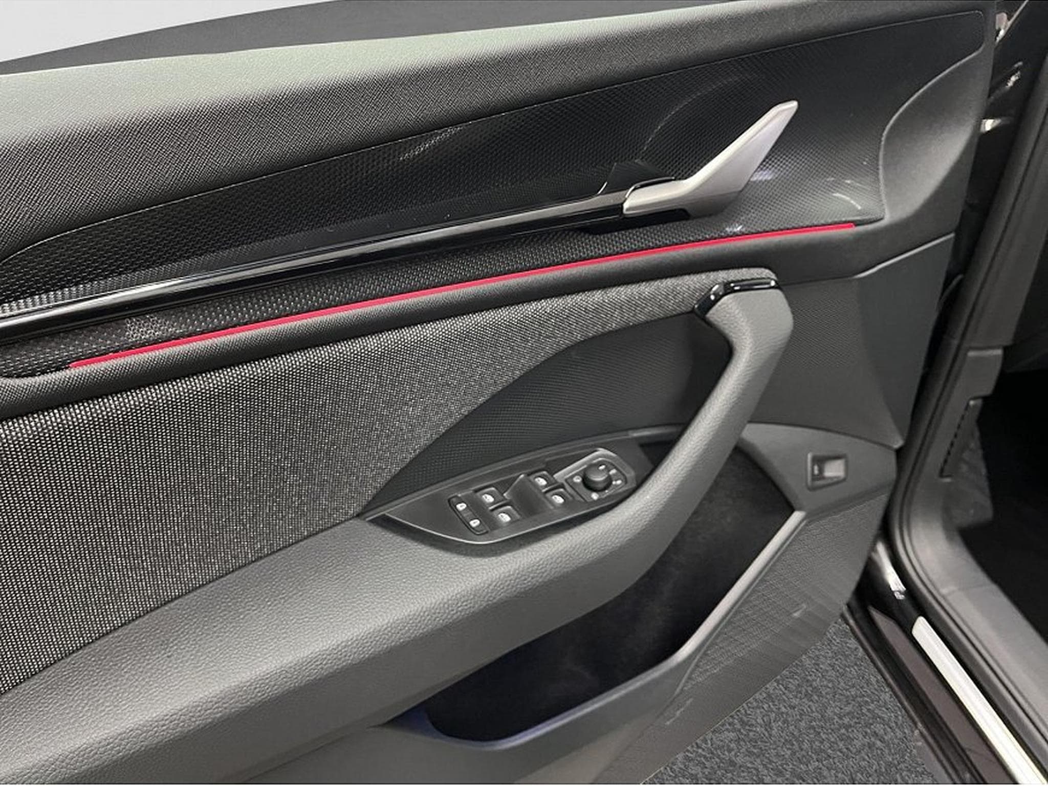 Skoda Kodiaq (2026) - Foto 25