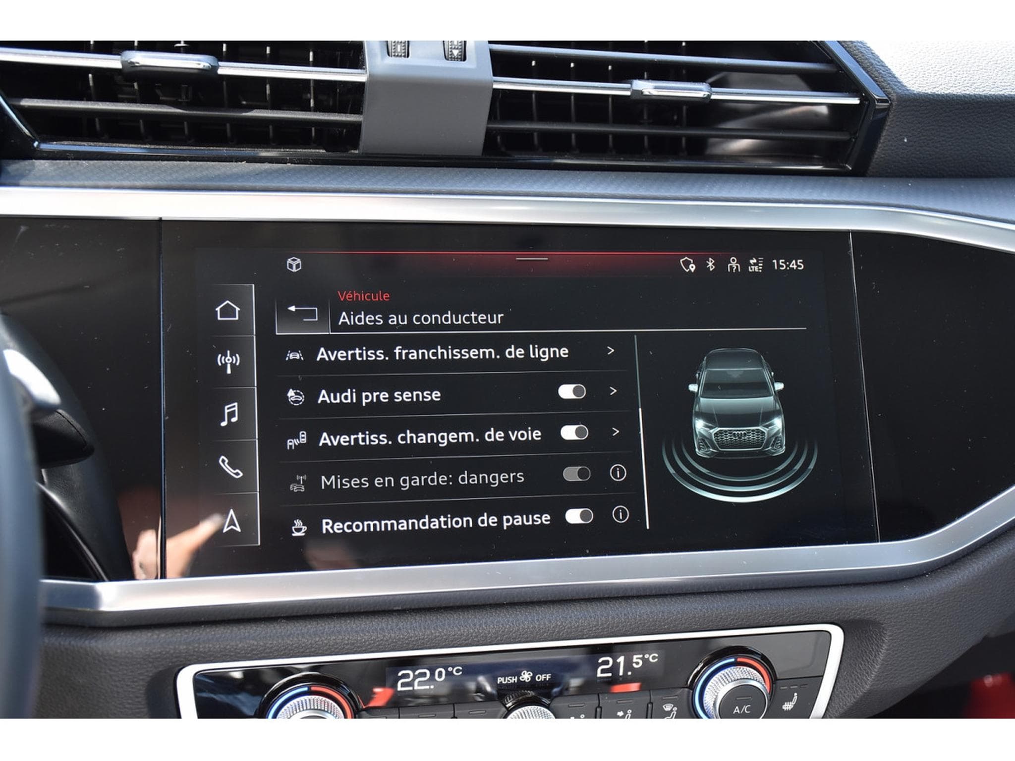 Audi Q3 Sportback 45 TFSIe S-Tronic CUIR ACC LANE SIDE CAM 1° MAIN (2022) - Photo 14