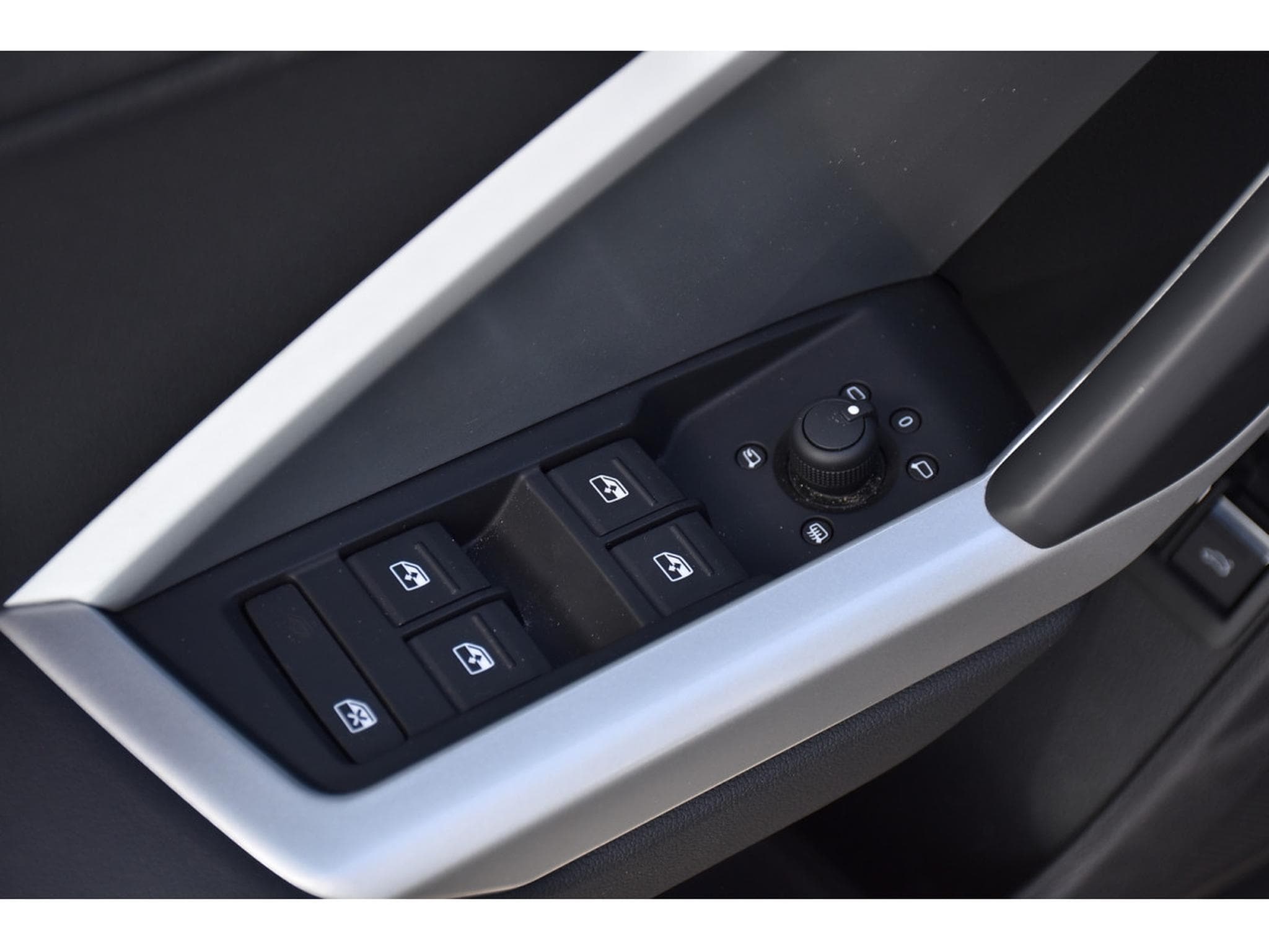 Audi Q3 Sportback 45 TFSIe S-Tronic CUIR ACC LANE SIDE CAM 1° MAIN (2022) - Photo 21