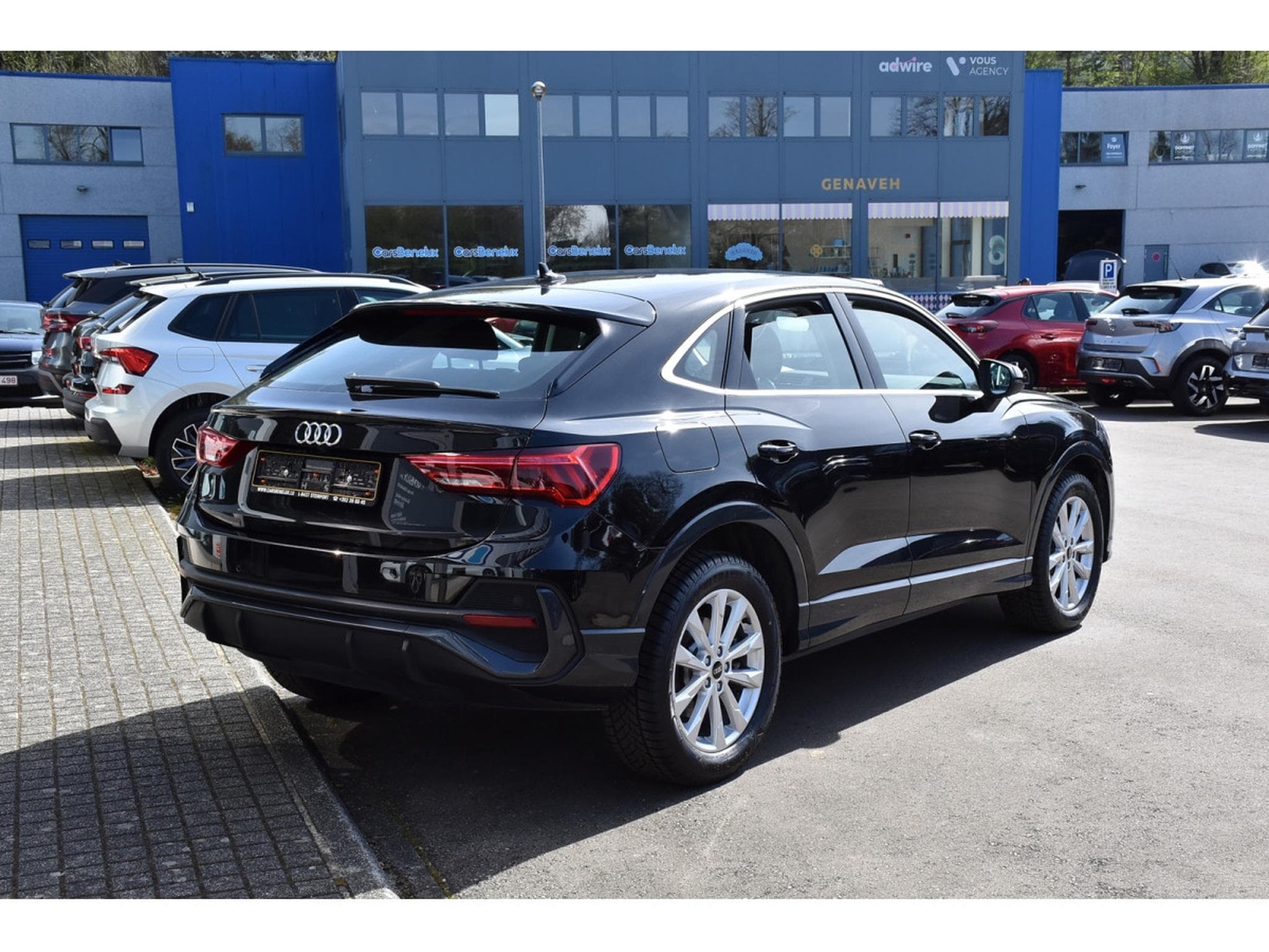 Audi Q3 Sportback 45 TFSIe S-Tronic CUIR ACC LANE SIDE CAM 1° MAIN (2022) - Photo 4