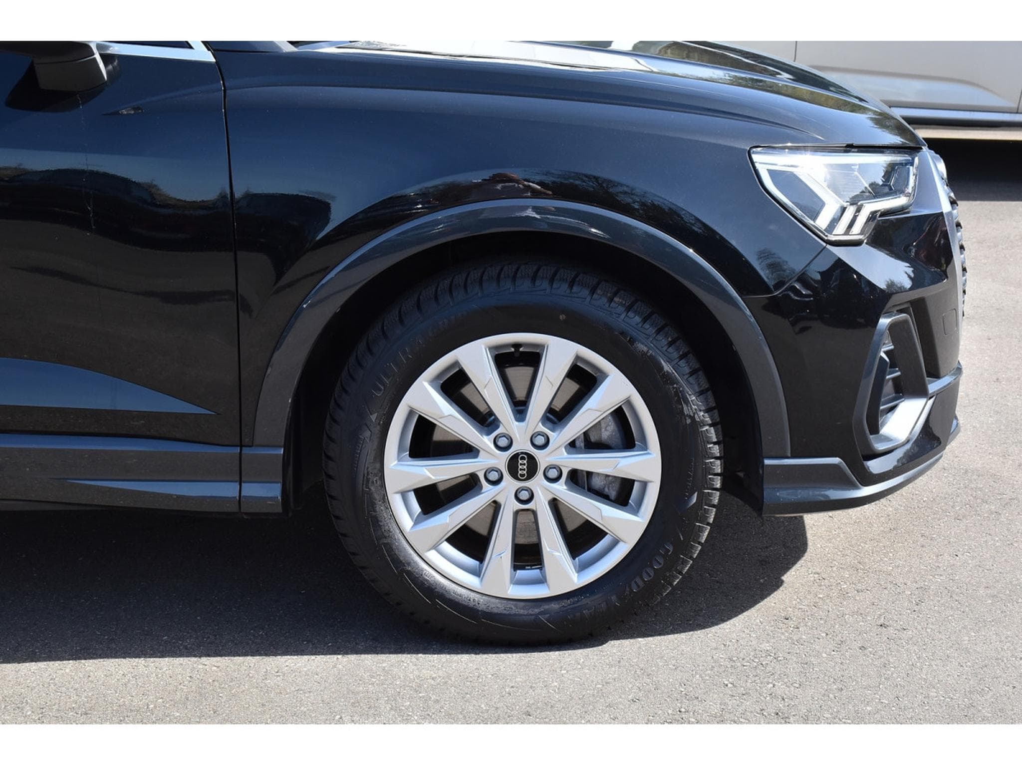 Audi Q3 Sportback 45 TFSIe S-Tronic CUIR ACC LANE SIDE CAM 1° MAIN (2022) - Photo 5