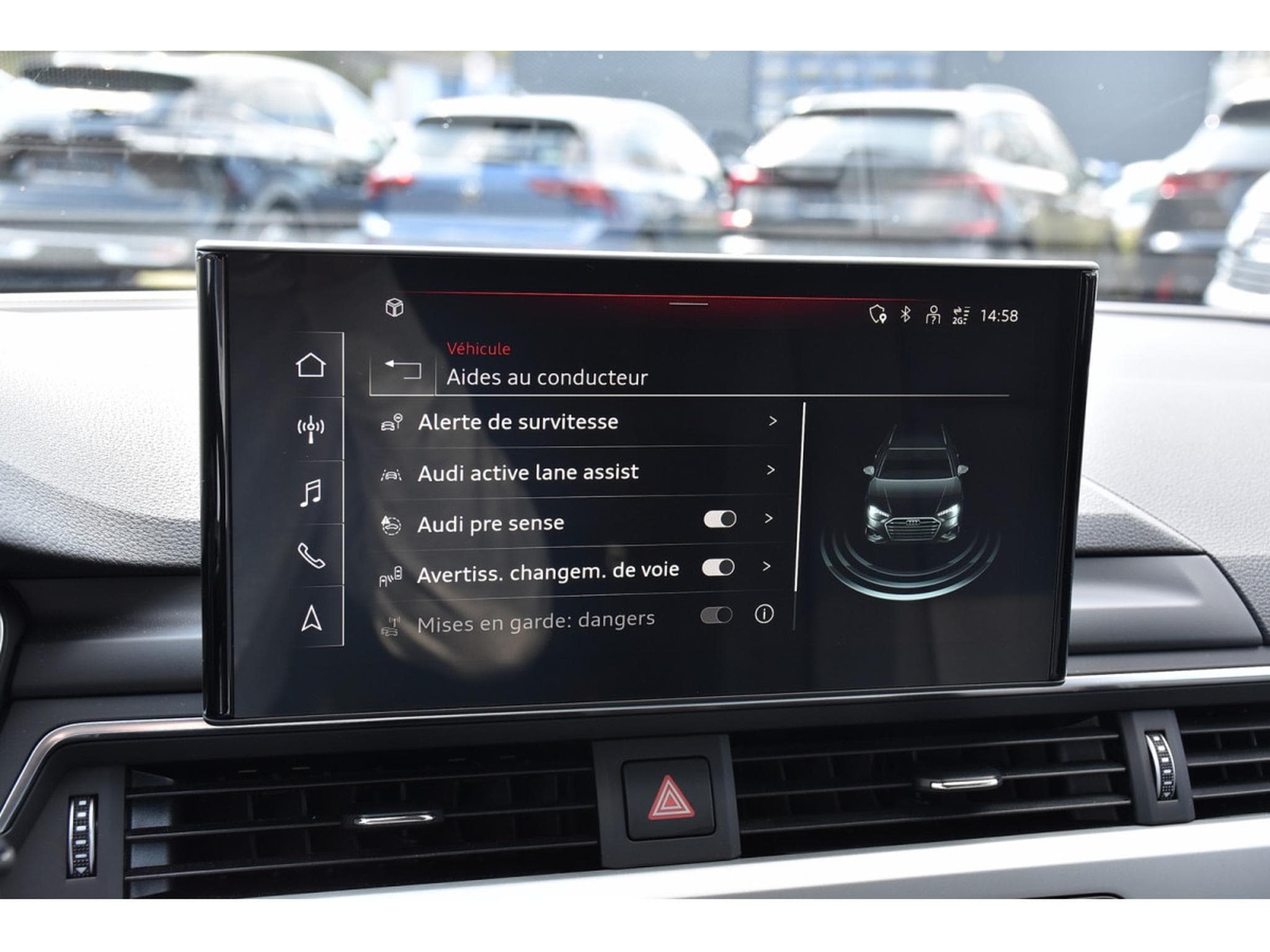 Audi A4 Avant 30 TDI S-Tronic CUIR LANE SIDE GPS CAM 1° MAIN (2022) - Photo 14