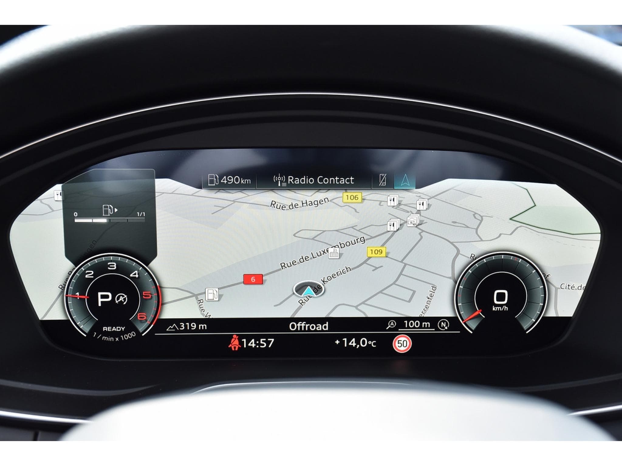 Audi A4 Avant 30 TDI S-Tronic CUIR LANE SIDE GPS CAM 1° MAIN (2022) - Photo 17