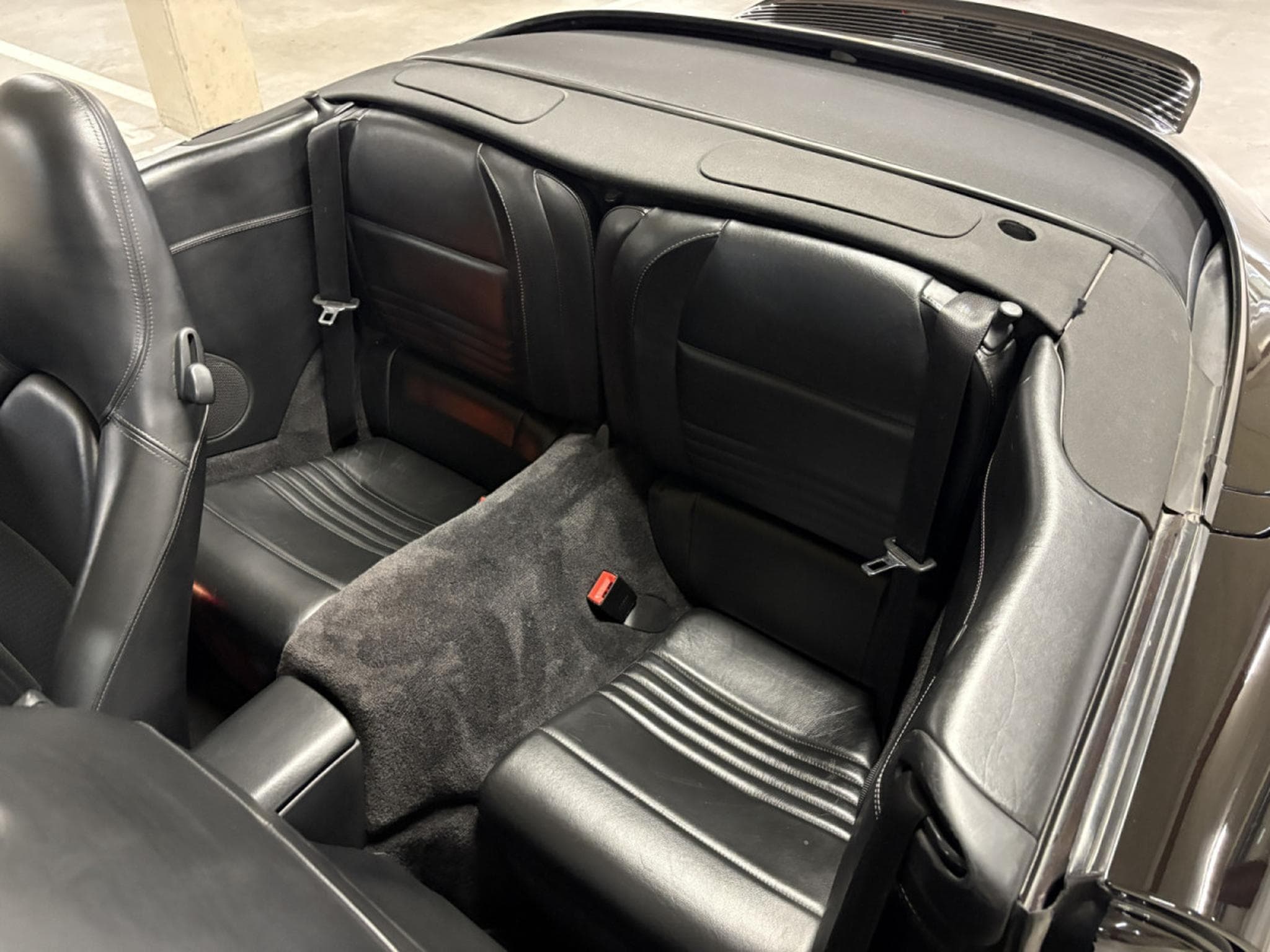 Porsche 911 CARRERA 4 CABRIOLET 3.4 FLAT6 / BVM (2000) - Photo 19