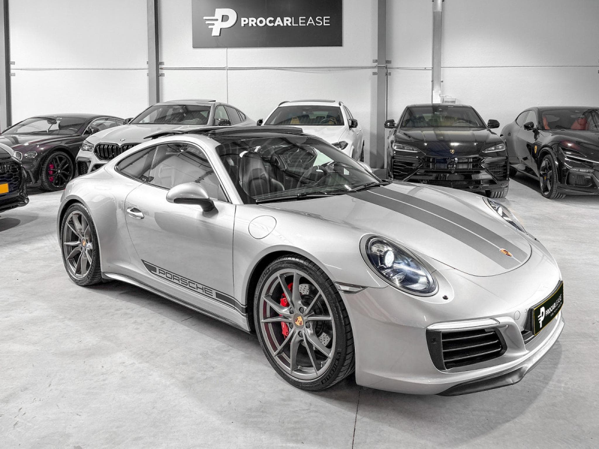 Porsche 911 991.2 CARRERA 4S/ BVM/ TOIT OUVRANT/SIEGES CHAUFFANTS/ ECHAP (2016) - Photo 7