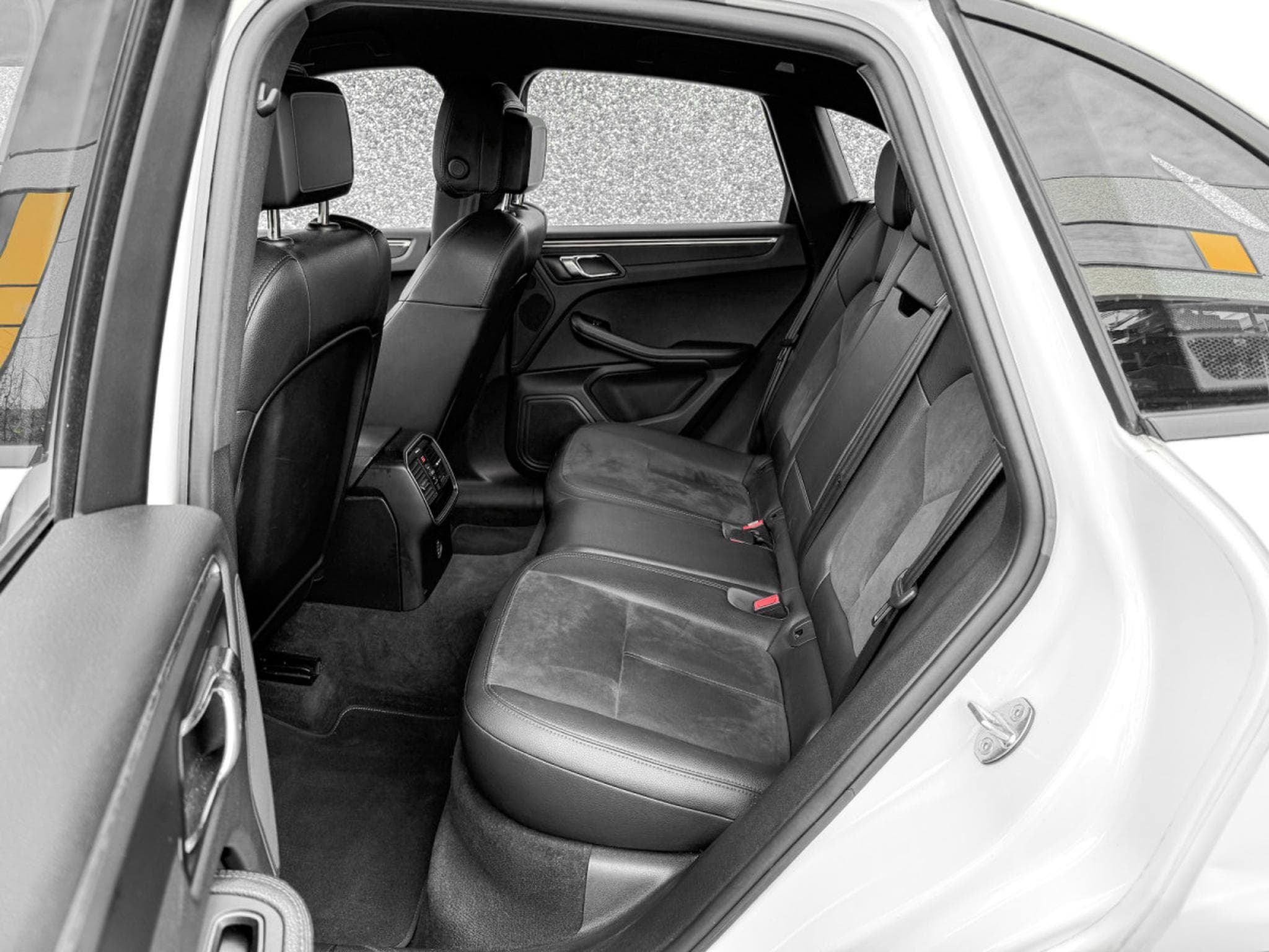 Porsche Macan Macan/Camera/18/Bi-Xenon/(PDLS)/Alcantara (2017) - Photo 17