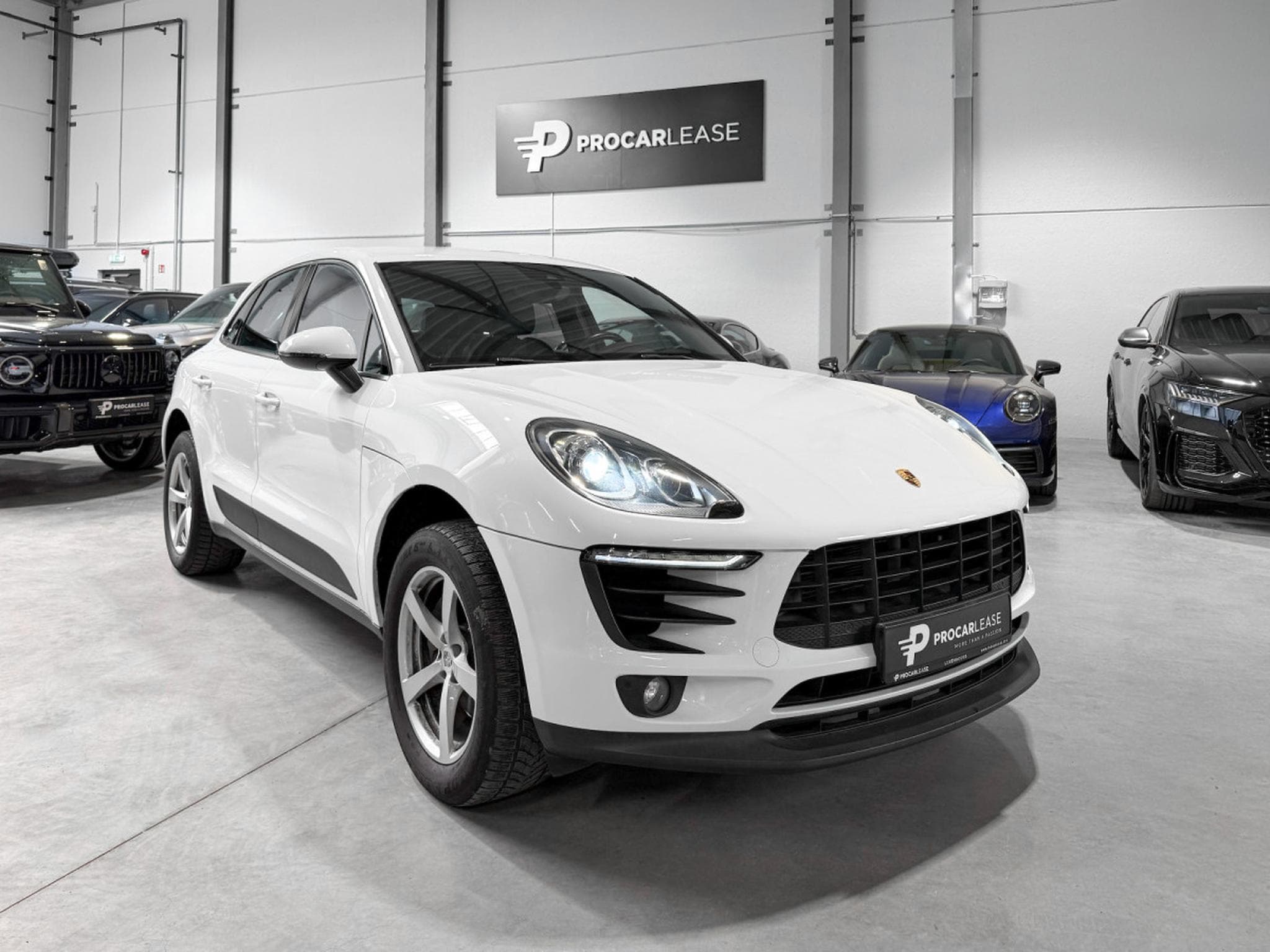 Porsche Macan Macan/Camera/18/Bi-Xenon/(PDLS)/Alcantara (2017) - Photo 9