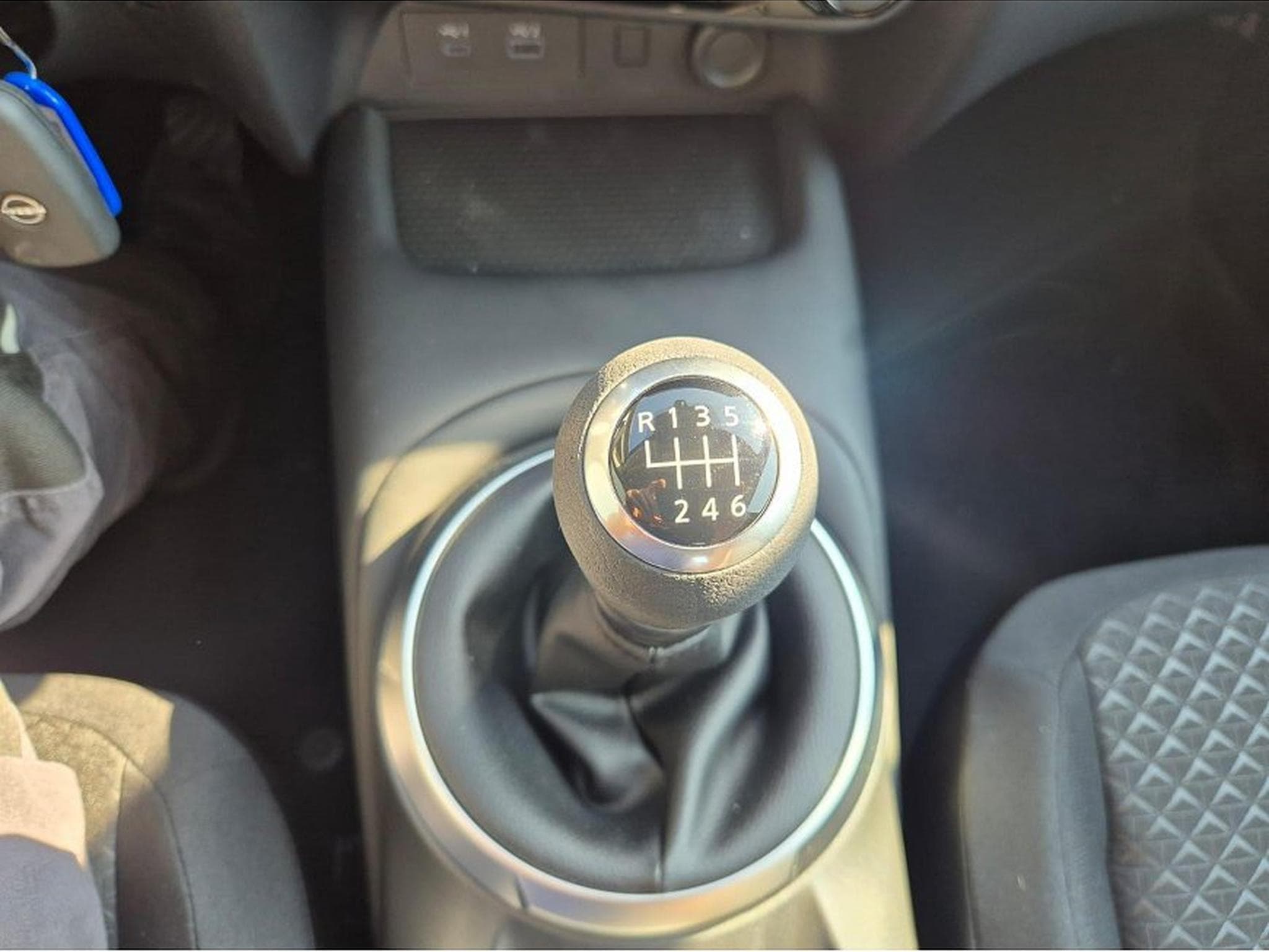 Nissan Juke (2026) - Foto 23