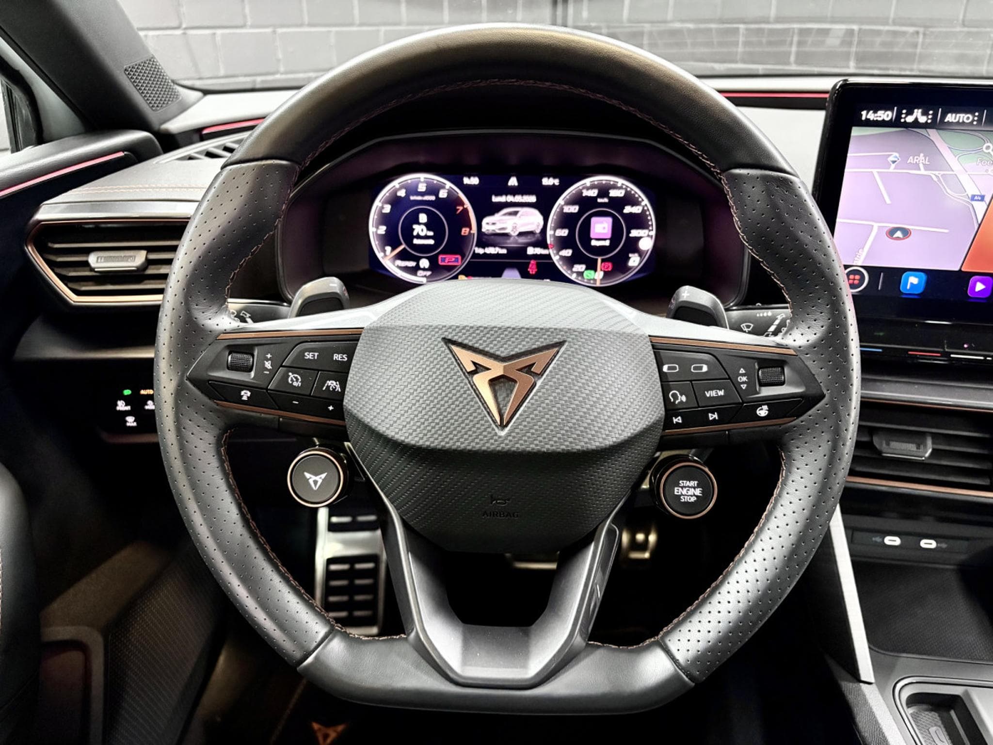 Cupra Leon VZ CUP ST 2.0 TSI 310CV "Carbone Edition" **VSS ** CUIR ** (2024) - Foto 10