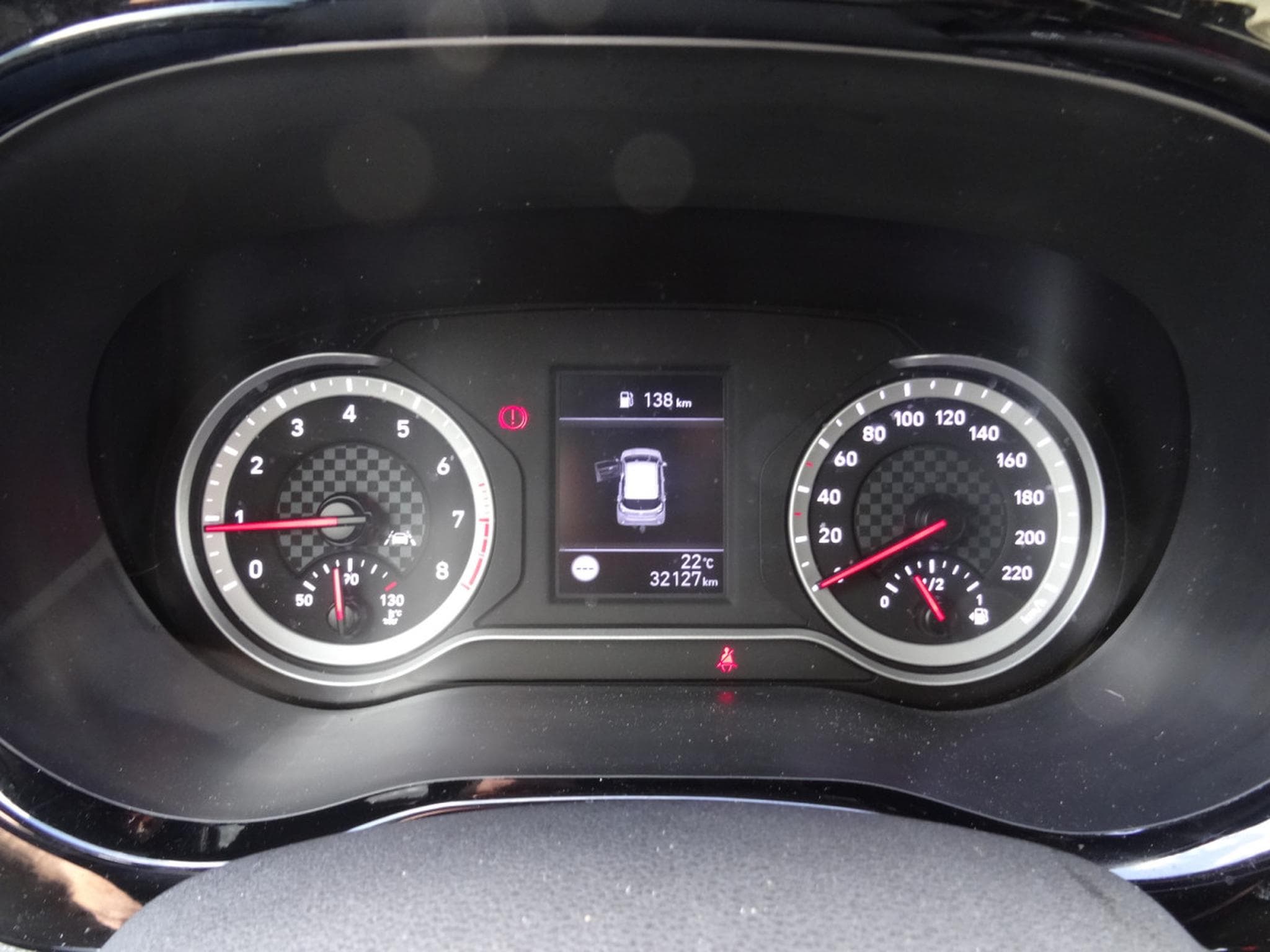 Hyundai i10 N-LINE (2022) - Photo 12