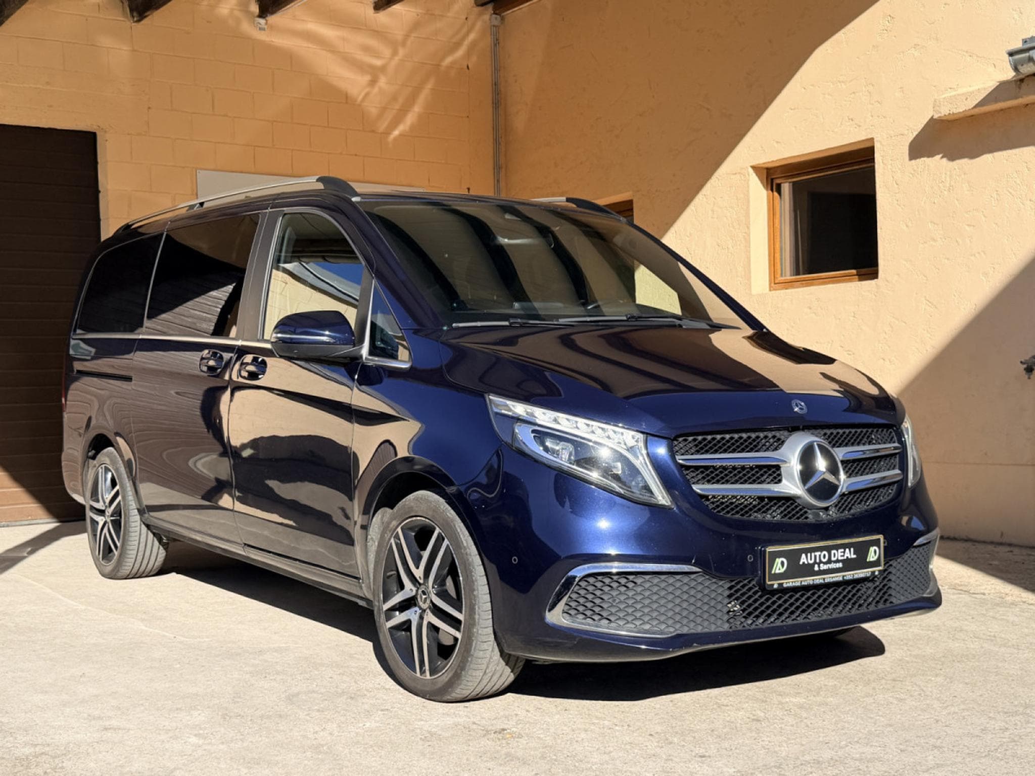 Mercedes V 300 d Avangarde LONG 360°  7 Places 239cv (2019) - Photo 1