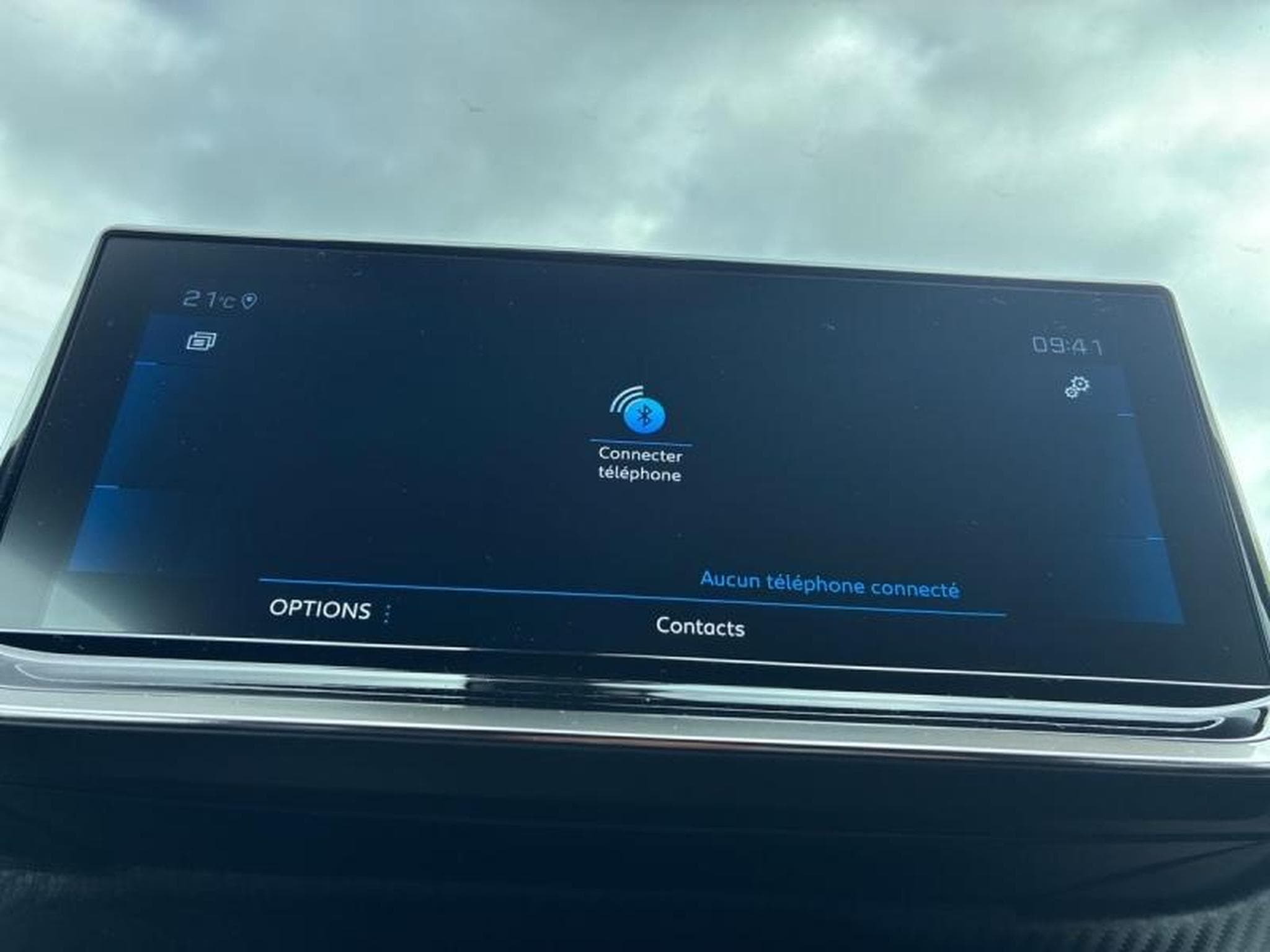 PEUGEOT 2008 1.2 PureTech 130ch S&S GT (2022) - Photo 10