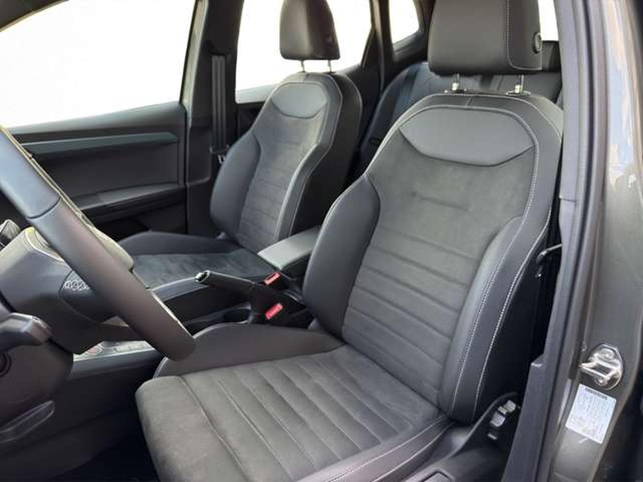 SEAT Arona 1,5 DSG Xperience/Navi/Kamera/5-J Garantie (2025) - Photo 12