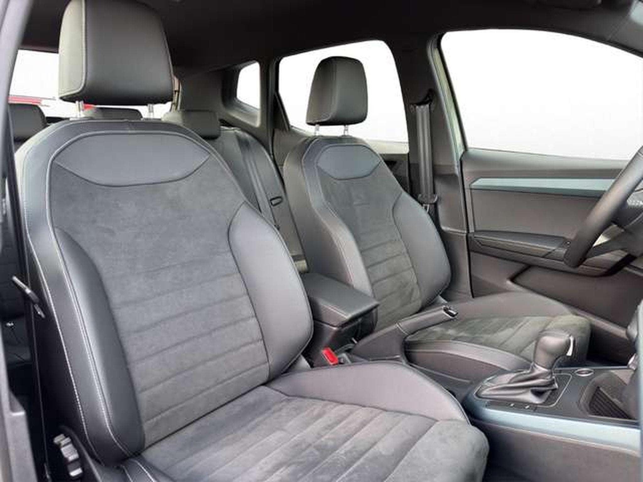 SEAT Arona 1,5 DSG Xperience/Navi/Kamera/5-J Garantie (2025) - Photo 13