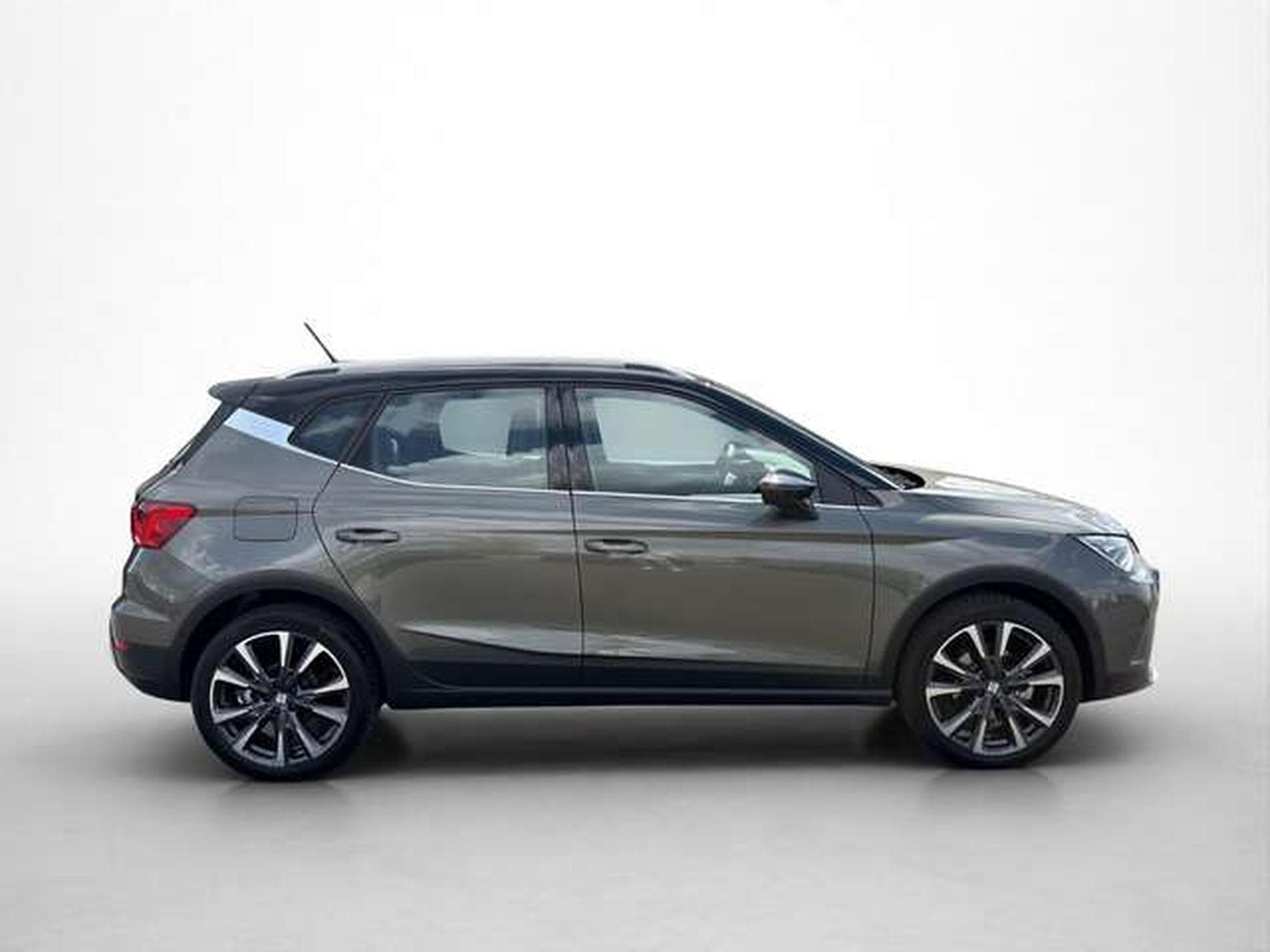 SEAT Arona 1,5 DSG Xperience/Navi/Kamera/5-J Garantie (2025) - Photo 8