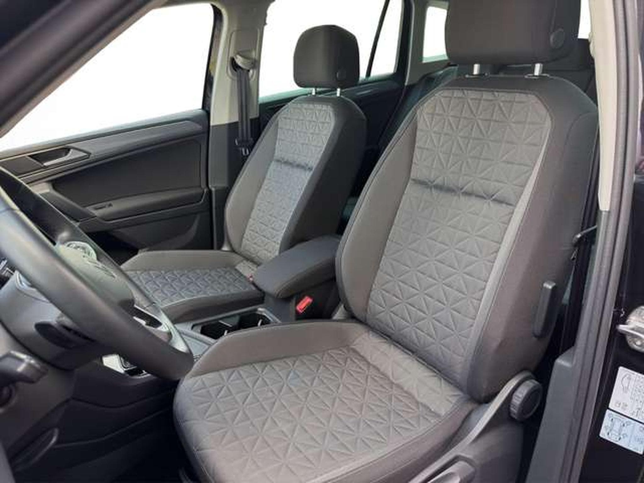 VW Tiguan Life DSG/Navi/Matrix/Kamera/SHZ (2023) - Foto 16