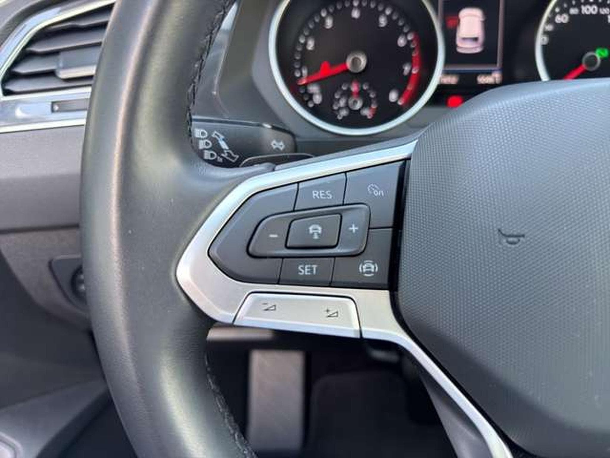 VW Tiguan Life DSG/Navi/Matrix/Kamera/SHZ (2023) - Foto 23