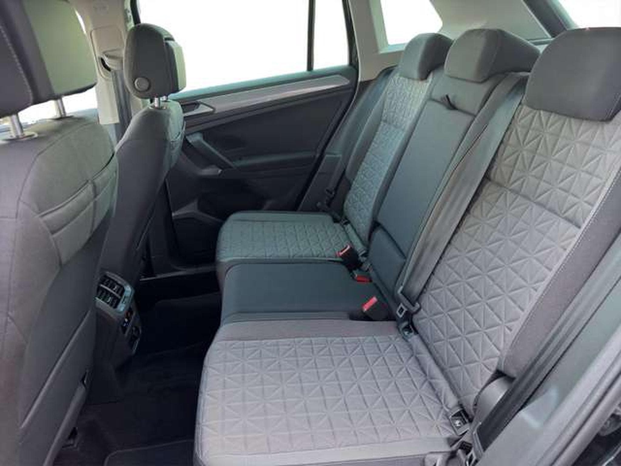 VW Tiguan Life DSG/Navi/Matrix/Kamera/SHZ (2023) - Foto 27