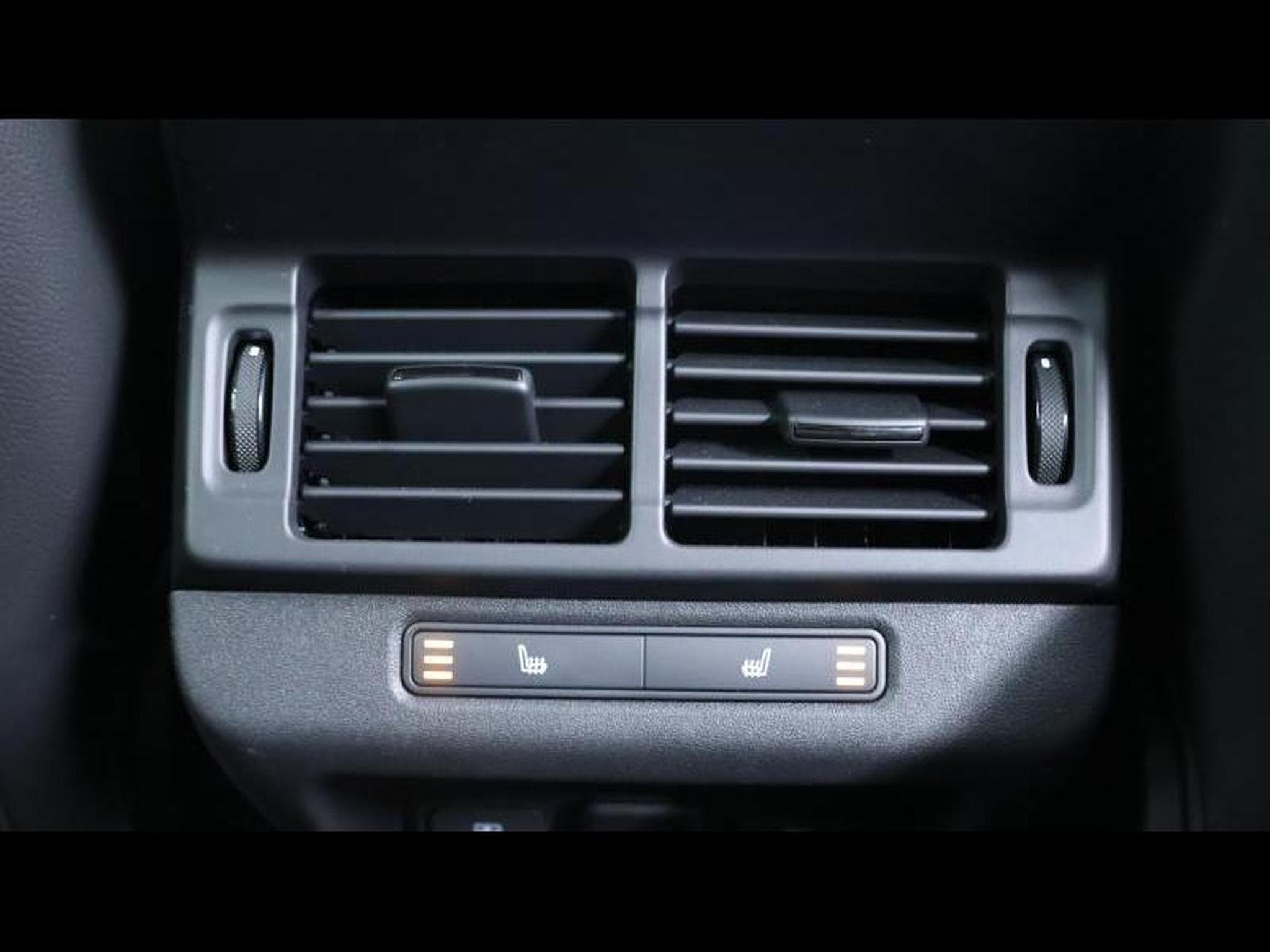 Land-Rover Range Rover Evoque D200 Dynamic SE AWD Auto (2024) - Photo 23