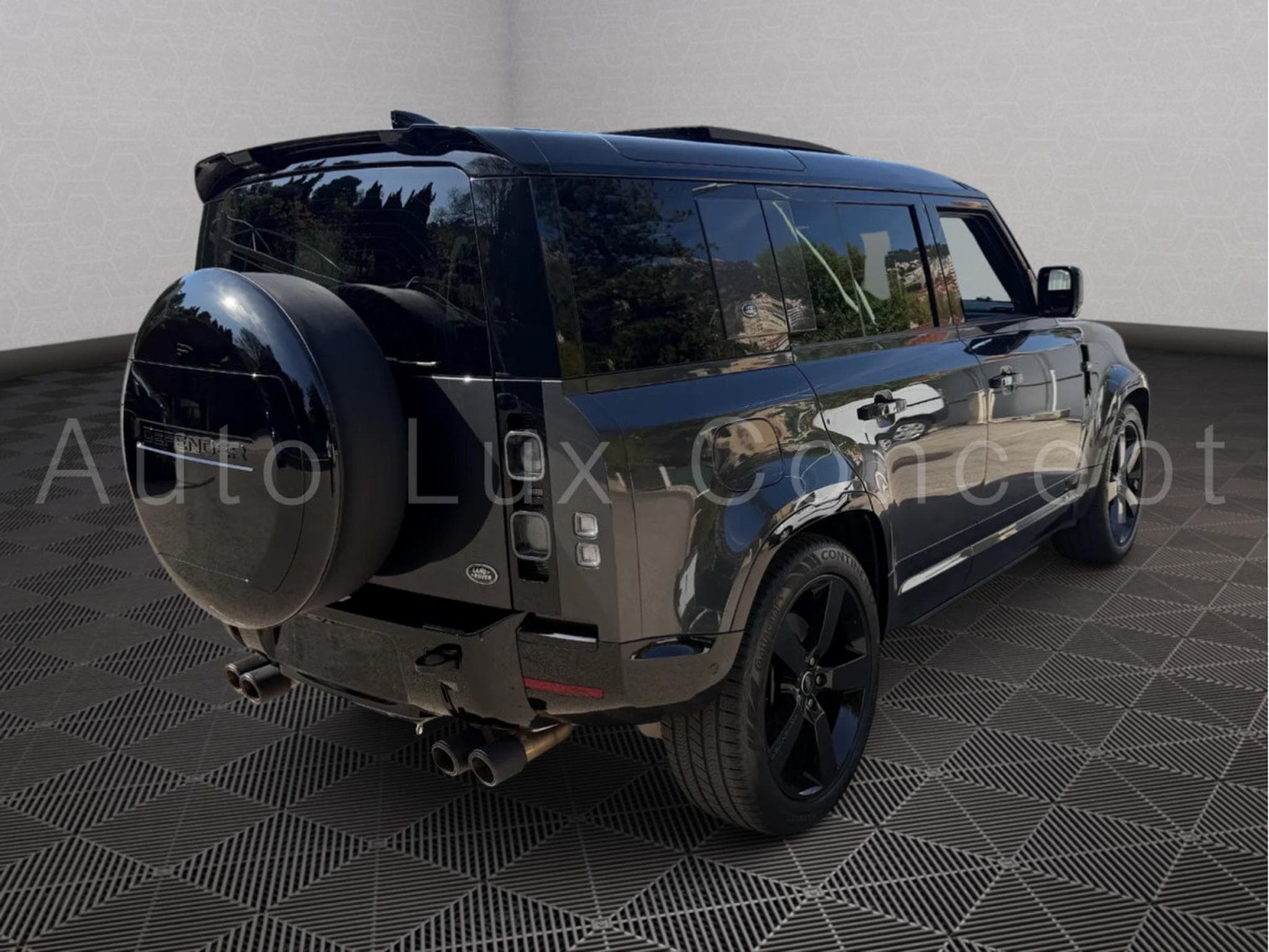 Land-Rover Defender 110 V8 P525 CARPATHIAN EDITION (2022) - Photo 30