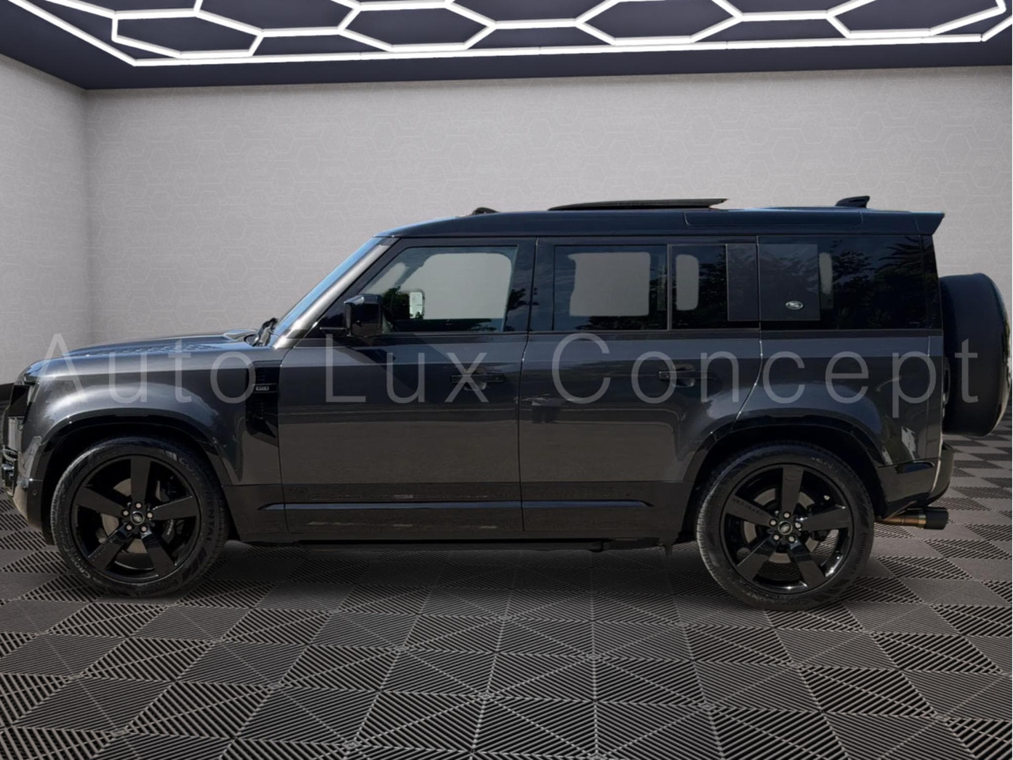 Land-Rover Defender 110 V8 P525 CARPATHIAN EDITION (2022) - Photo 6