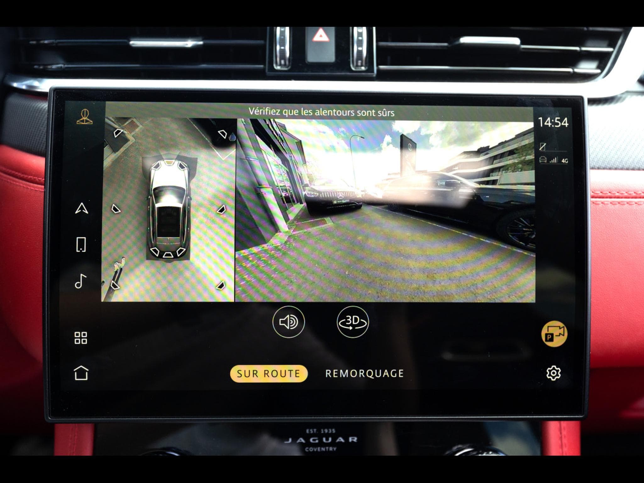 Jaguar F-Pace 5.0 SUPERCHARGED P550 SVR AWD – EIGER GREY METALLIC – WARRAN (2024) - Photo 23