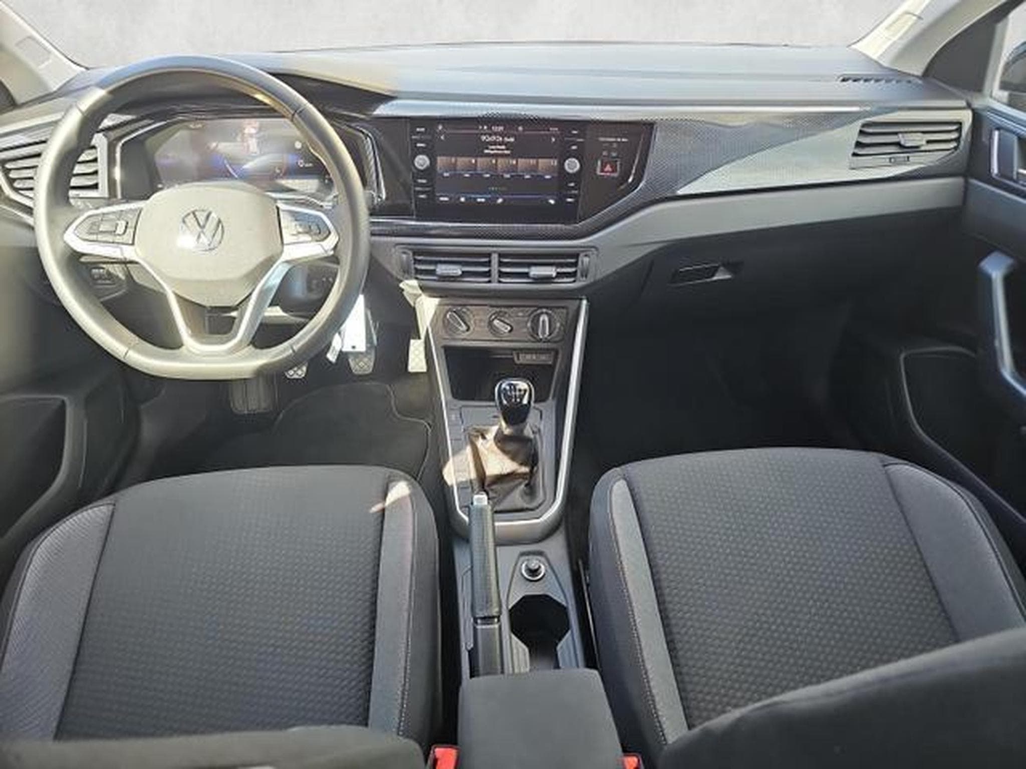 VW Polo LIFE (2025) - Photo 11