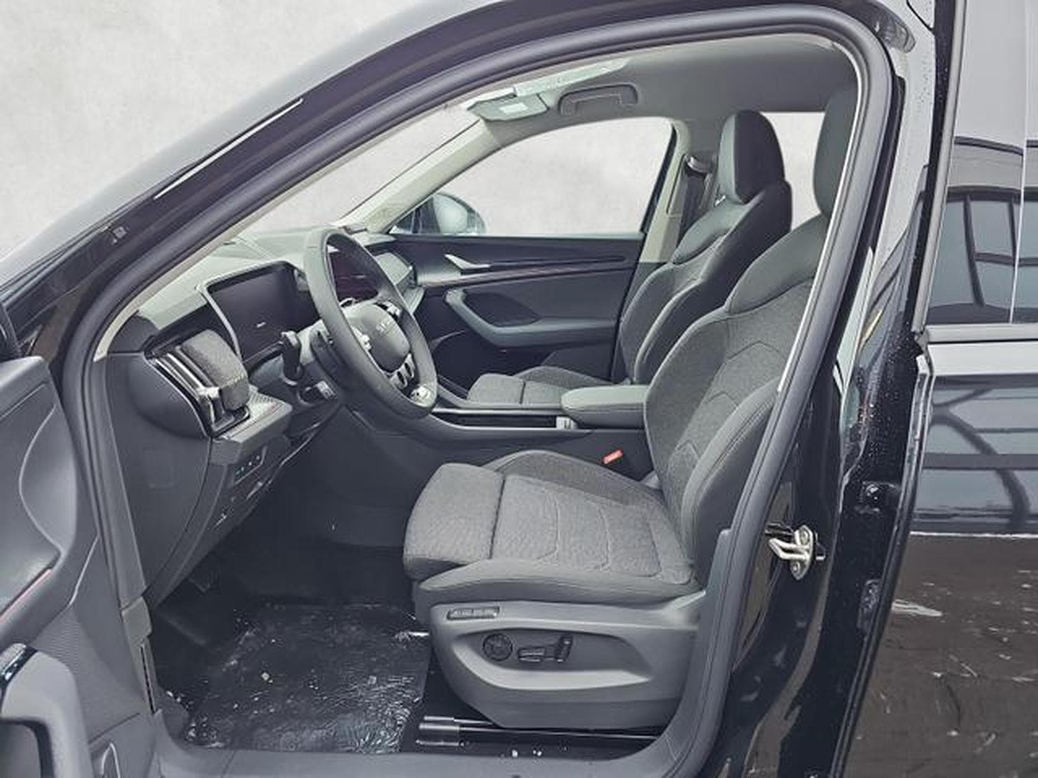 Skoda Kodiaq 1.5 TSI iV 150 kW Selection (2026) - Photo 9