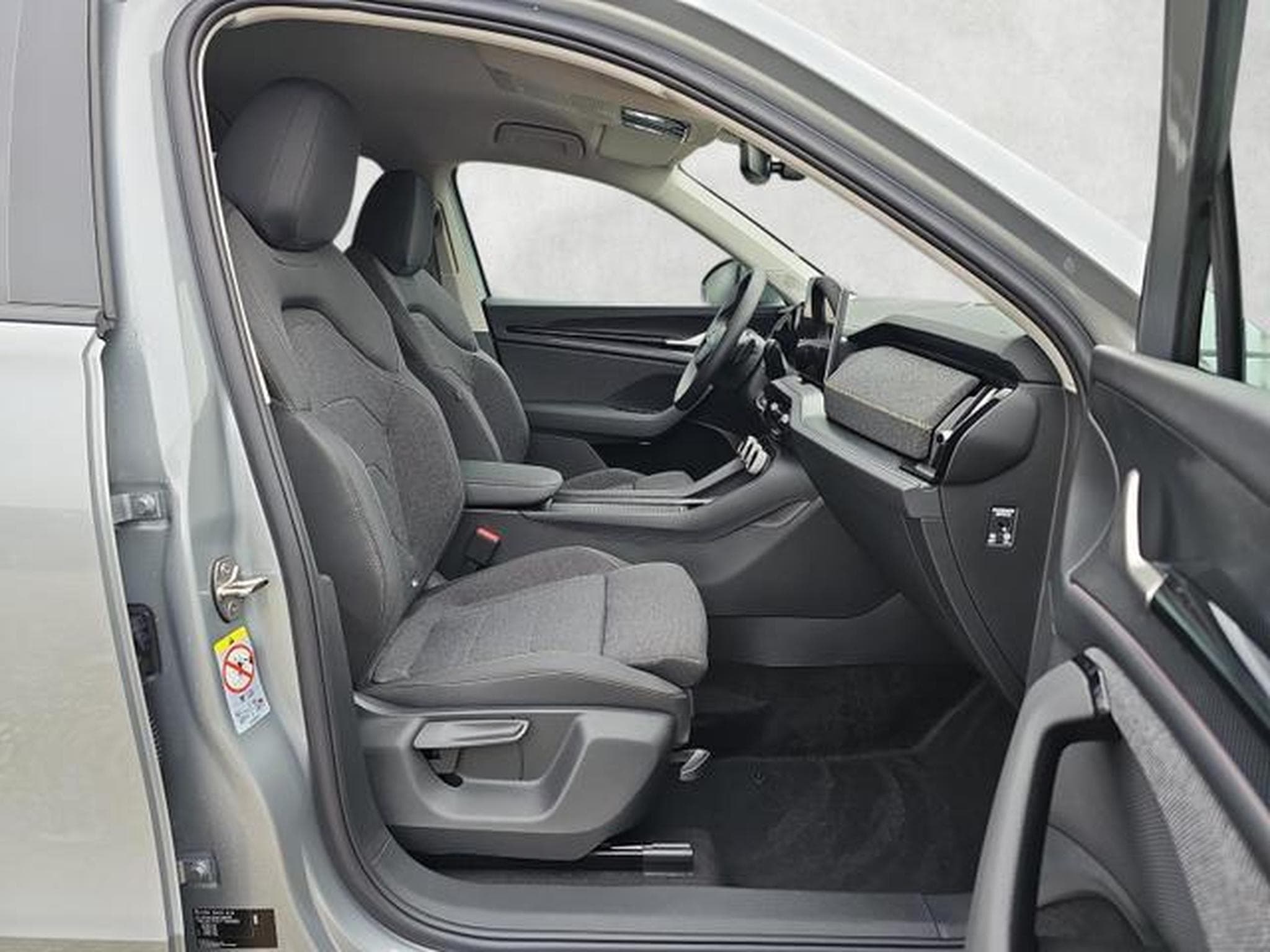 Skoda Kodiaq 1.5 TSI iV 150 kW Selection (2026) - Photo 10