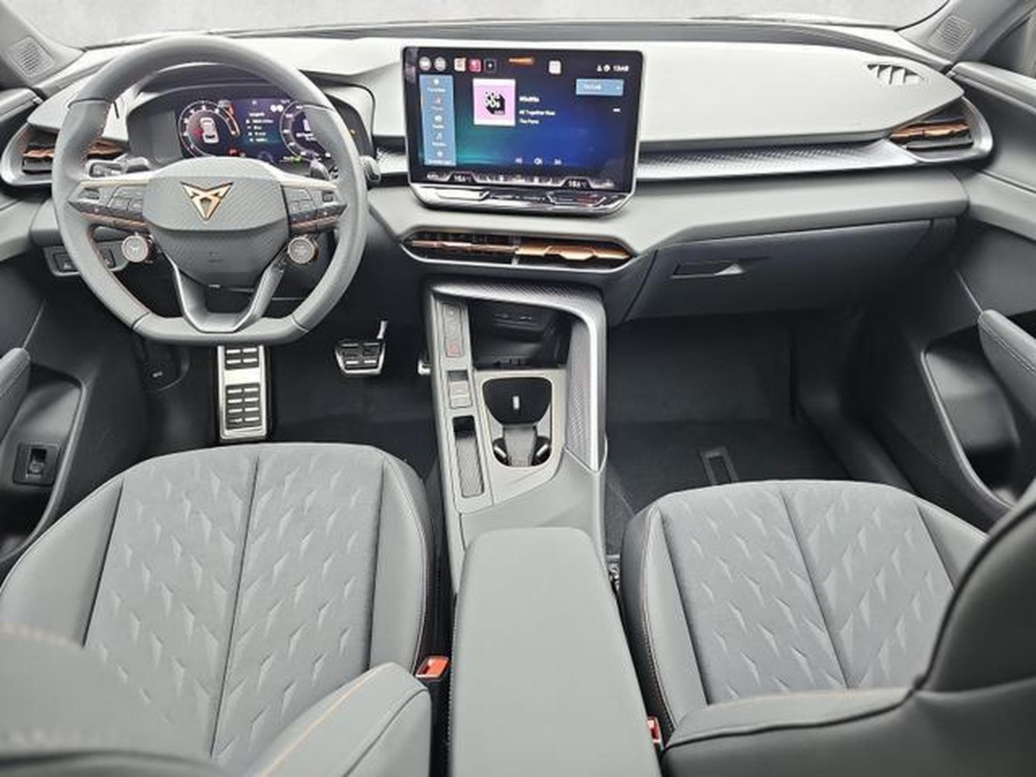 Cupra Terramar 1.5 eTSI 110 kW (2025) - Photo 11